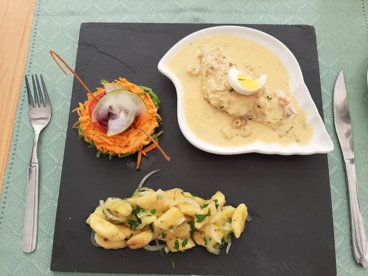 Restaurant/places to eat in Blue Marlin Hotel