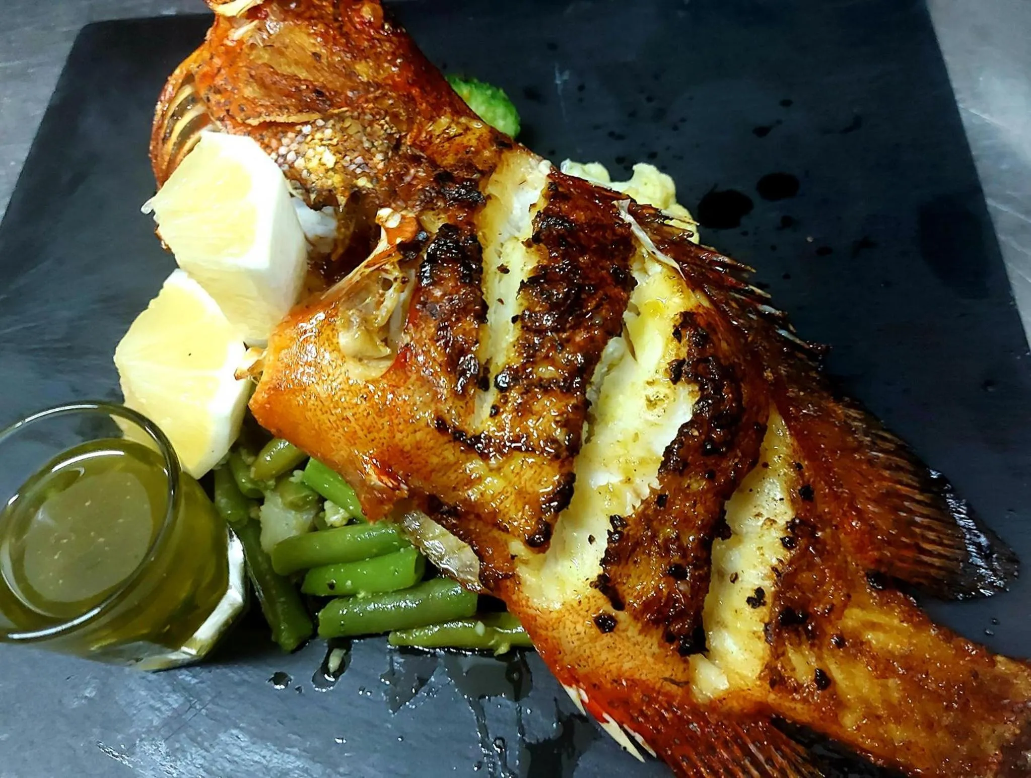 Restaurant/places to eat in Blue Marlin Hotel