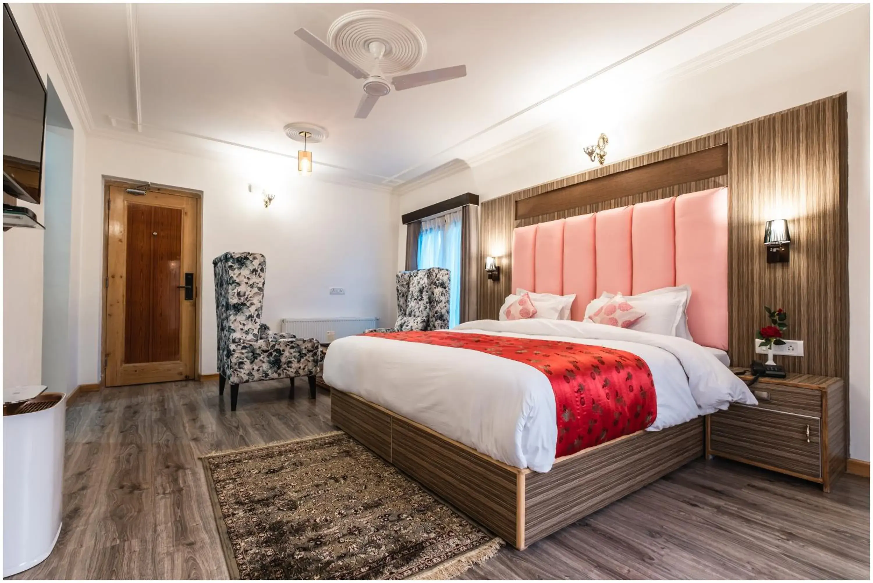 Bed in Sangaylay palace Bed in Sangaylay palace