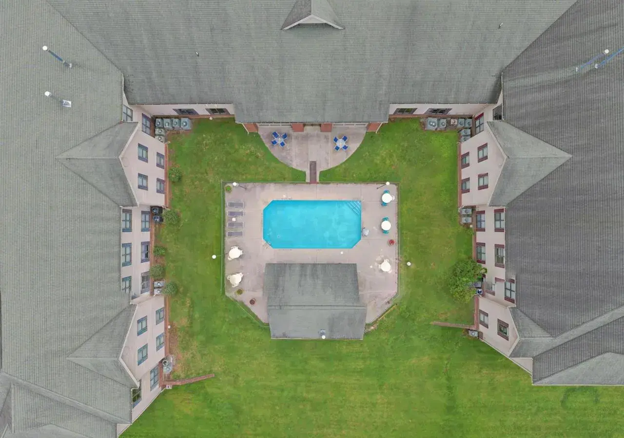 Pool view in All Season Suites Pool view in All Season Suites