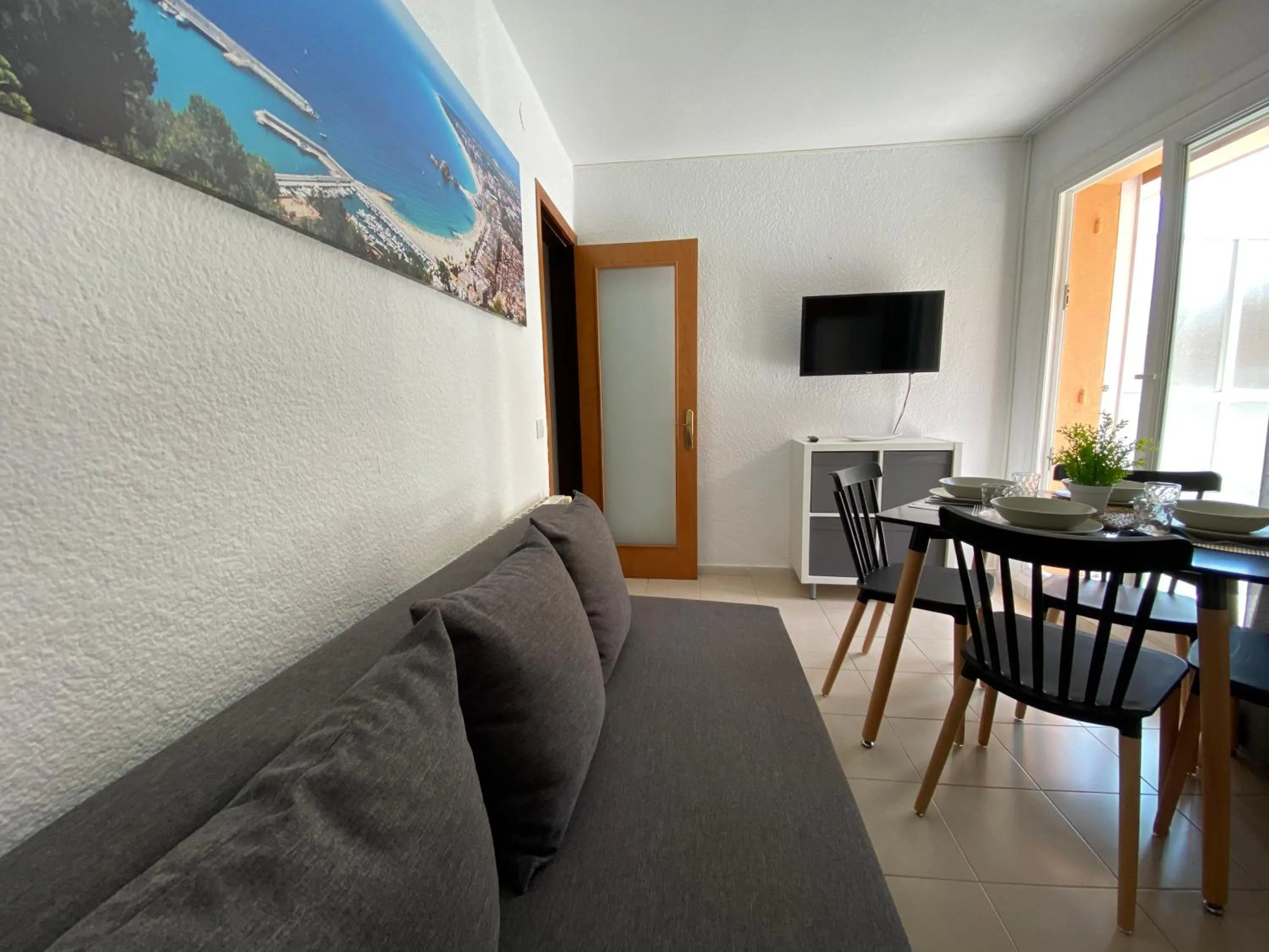 TV and multimedia in Apartamentos AR Isern