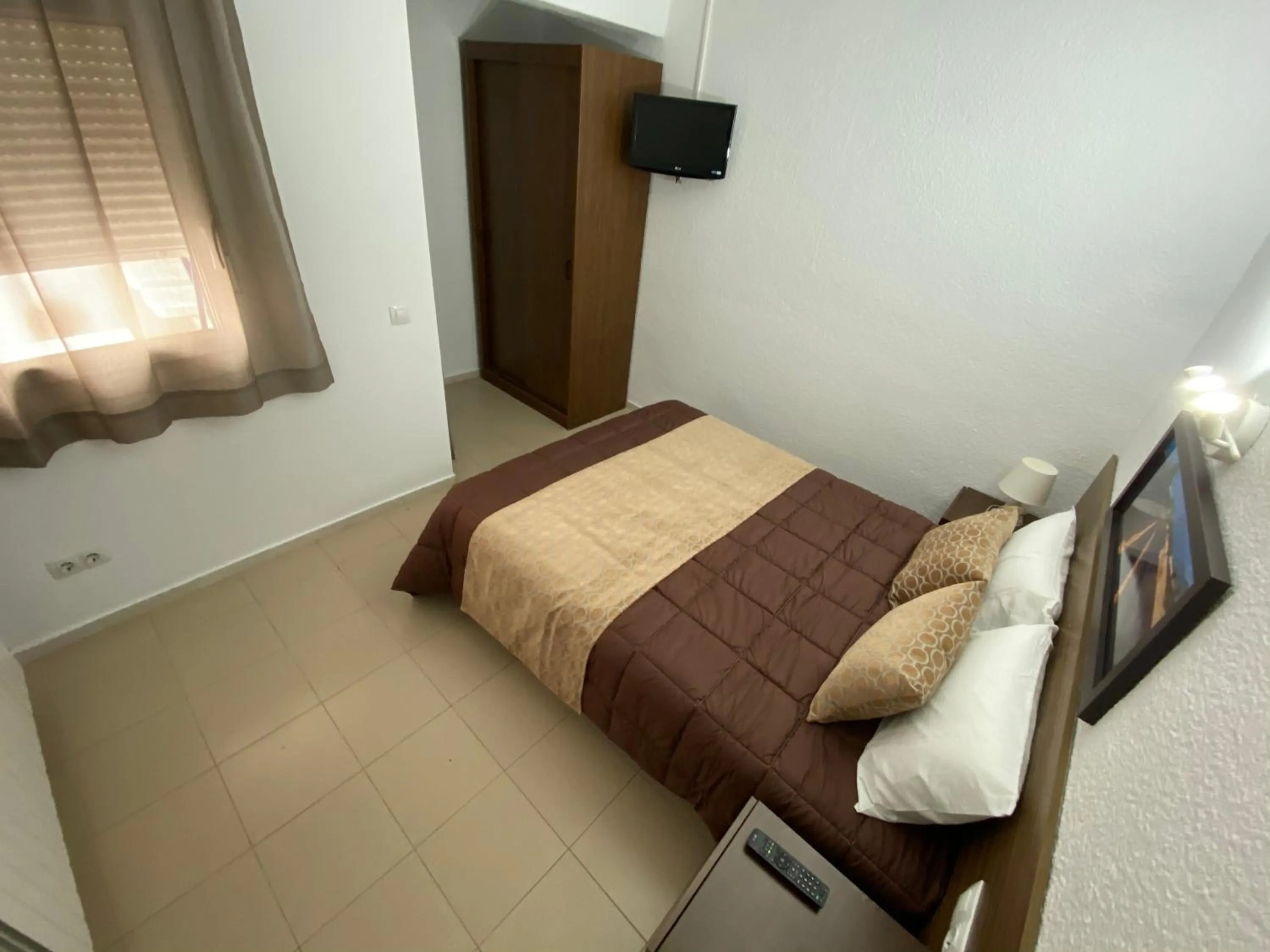 Photo of the whole room, Bed in Apartamentos AR Isern