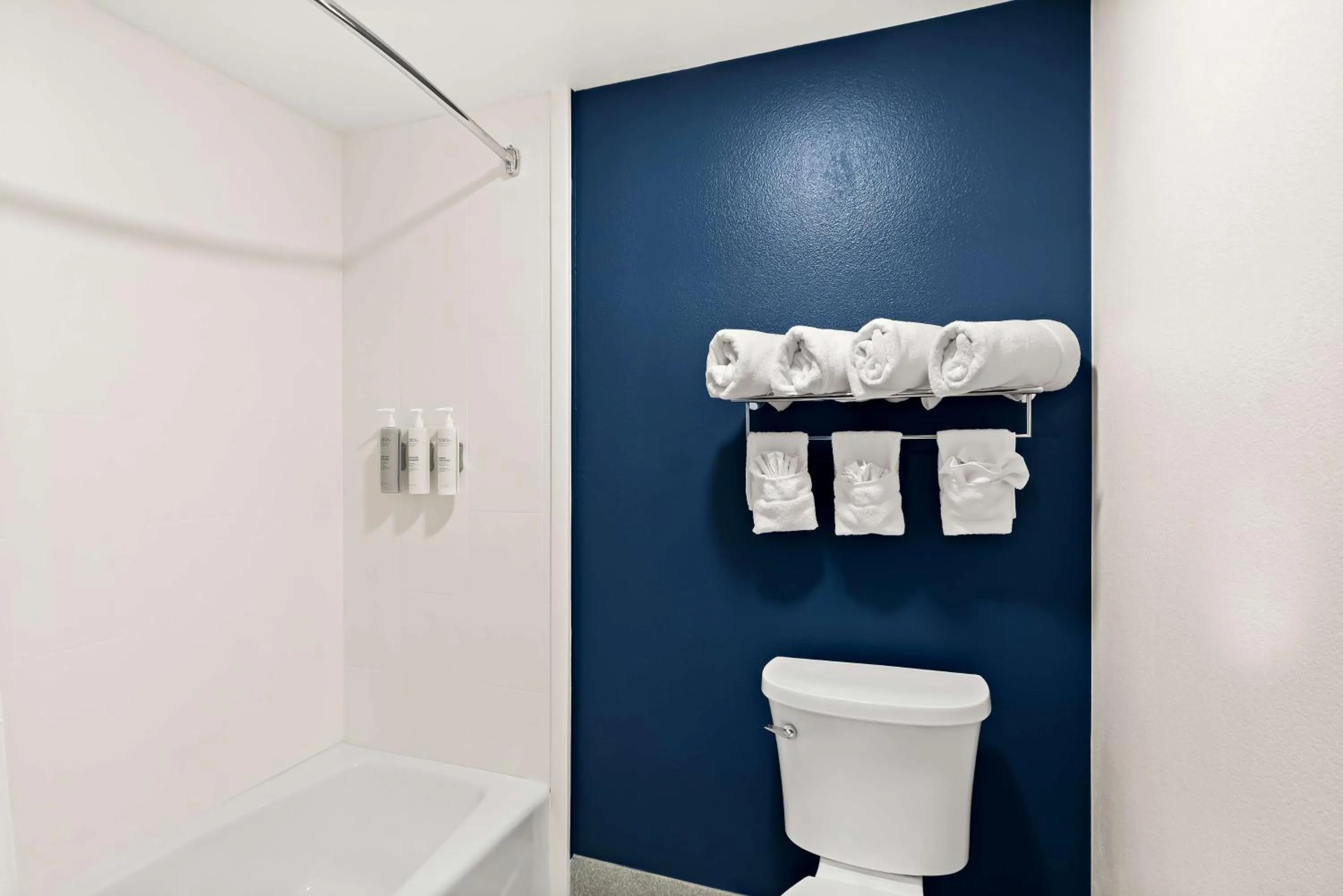 Bathroom in Spark by Hilton Newest Hotel in Williams CA