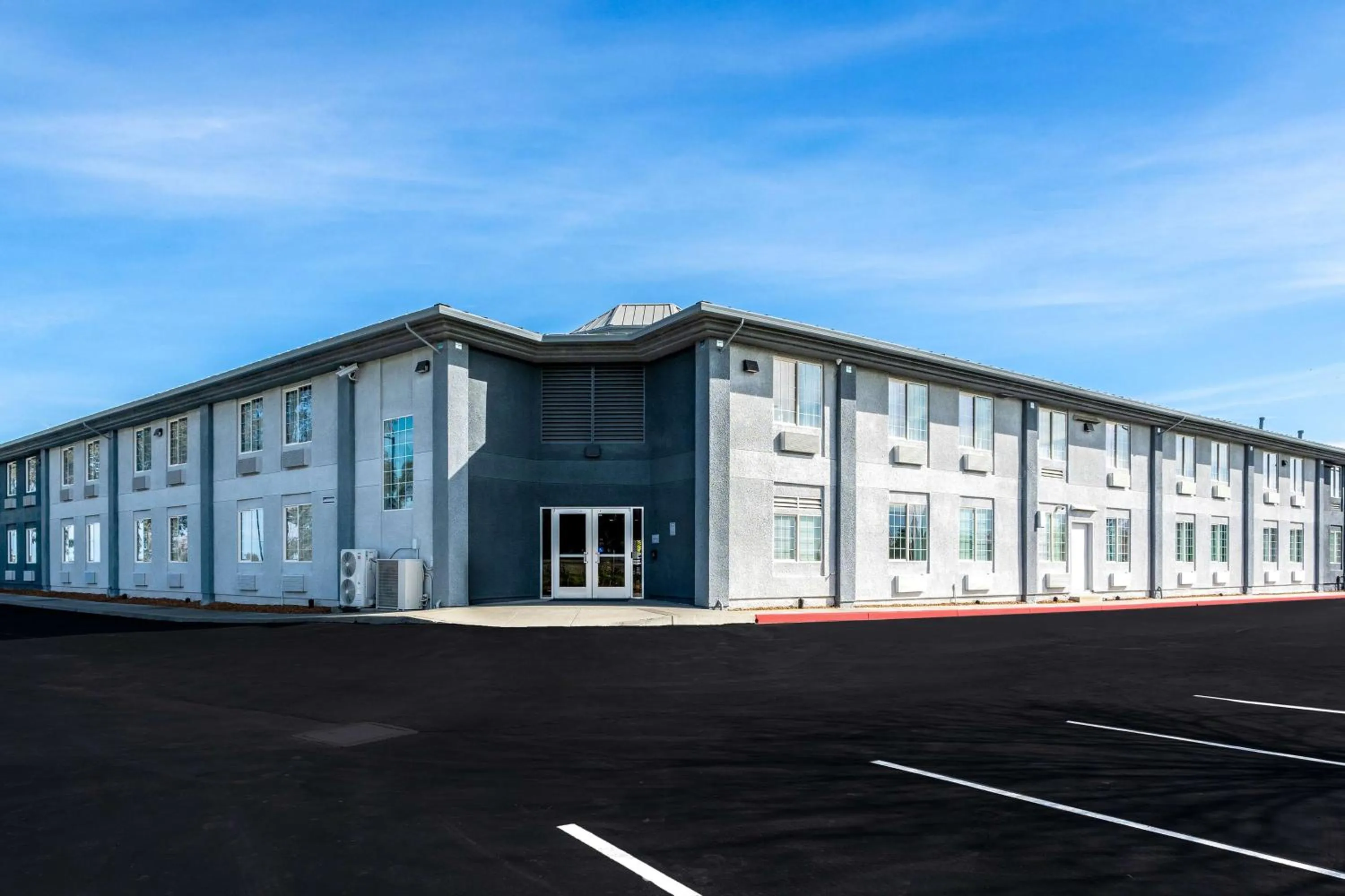 Property building in Spark by Hilton Newest Hotel in Williams CA