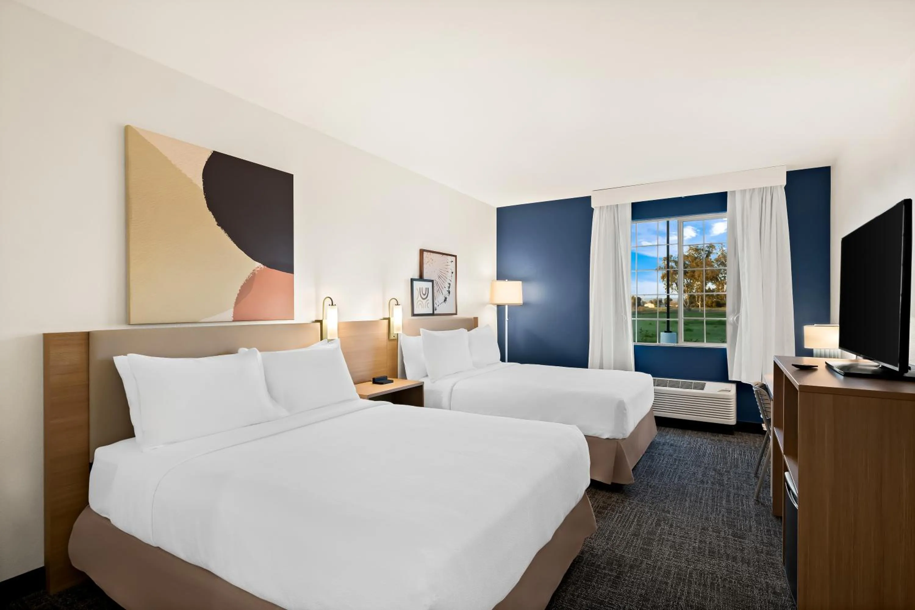 Bed in Spark by Hilton Newest Hotel in Williams CA