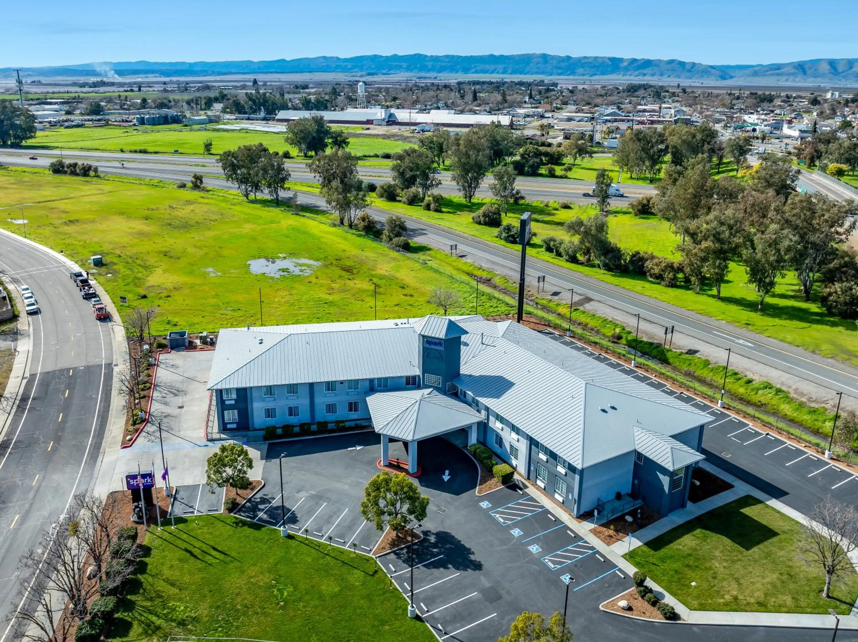 Spark by Hilton Newest Hotel in Williams CA