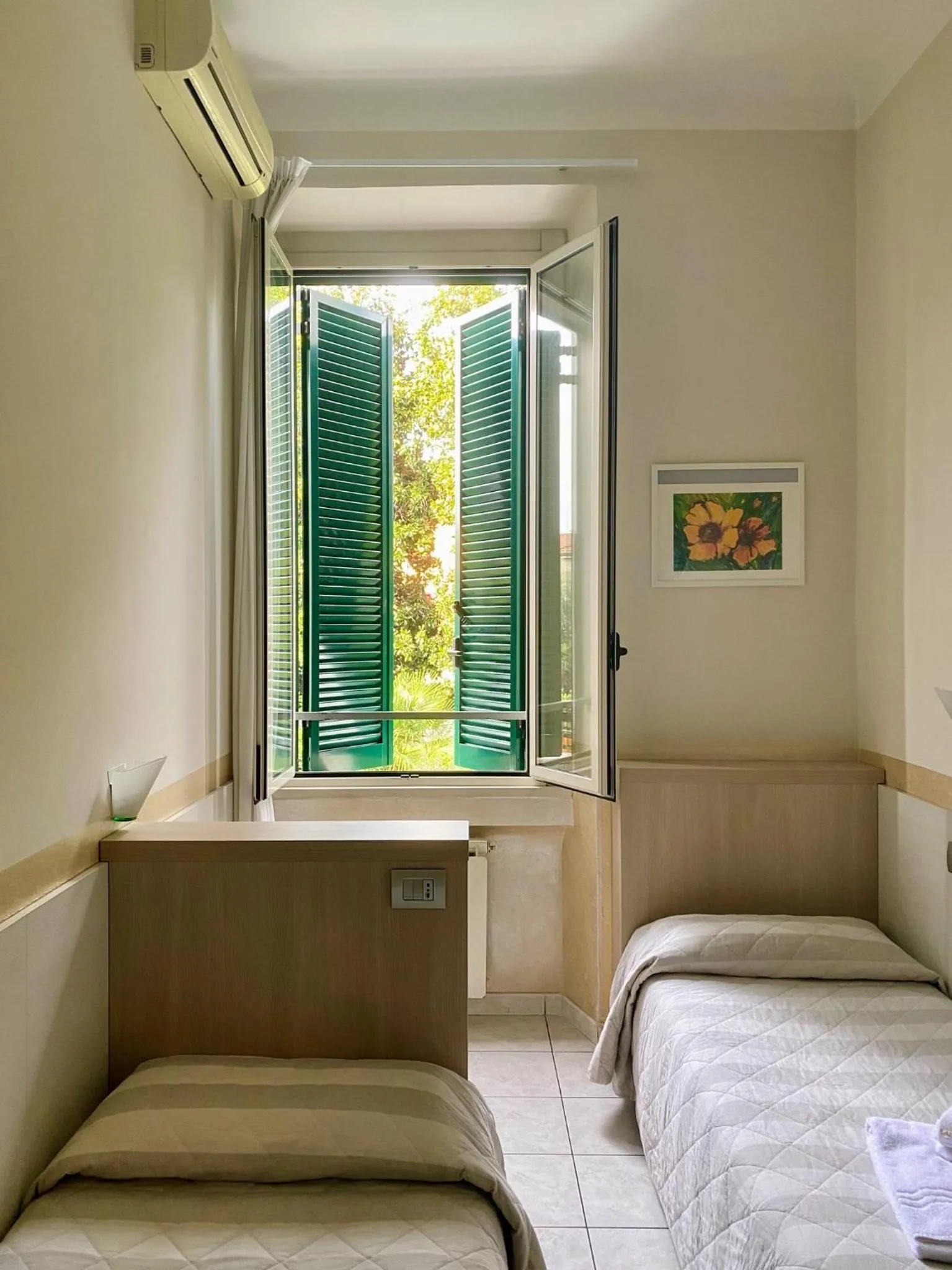 Garden view, Bed in Hotel Due Giardini