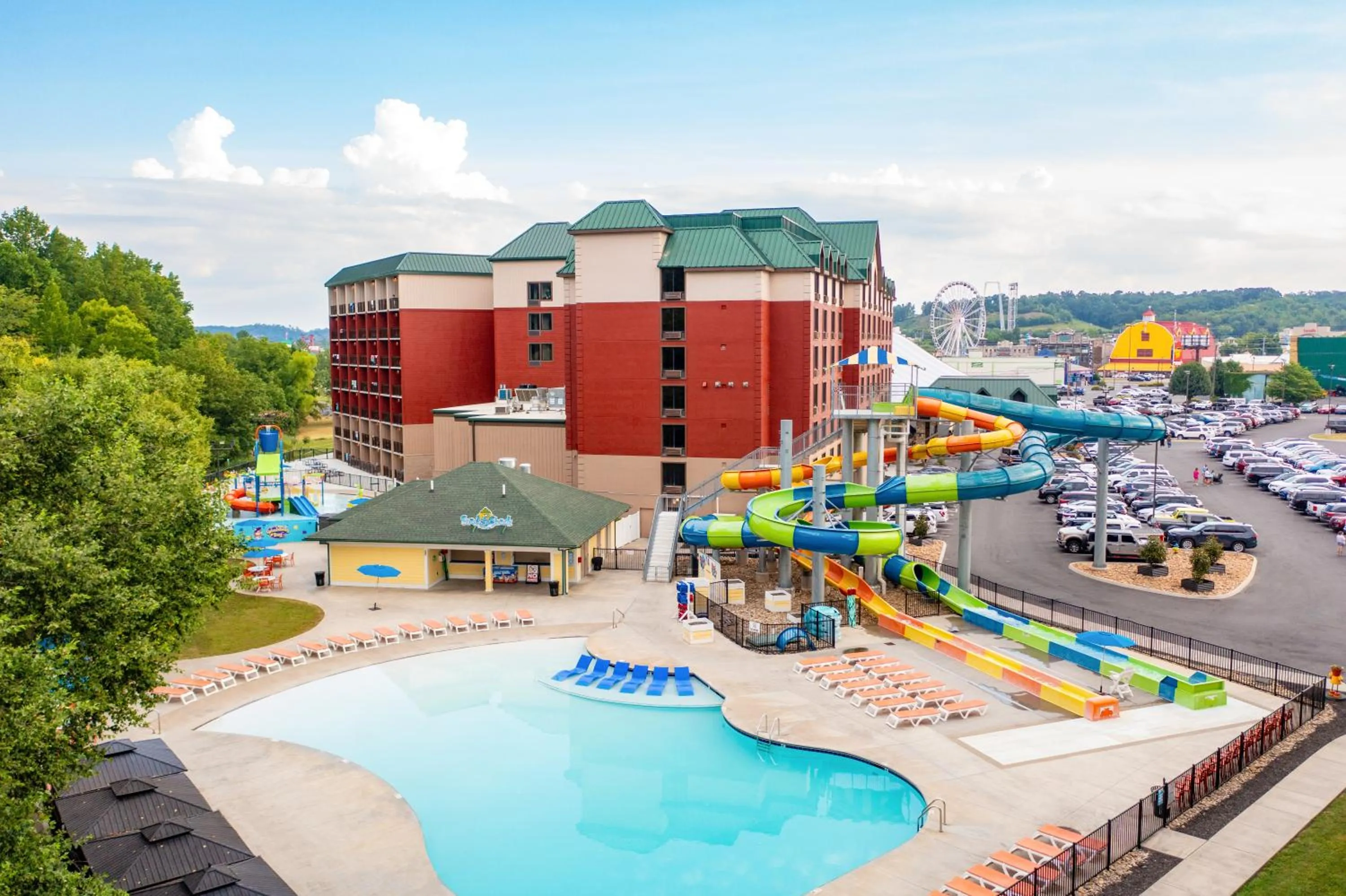 Property building in Country Cascades Waterpark Resort