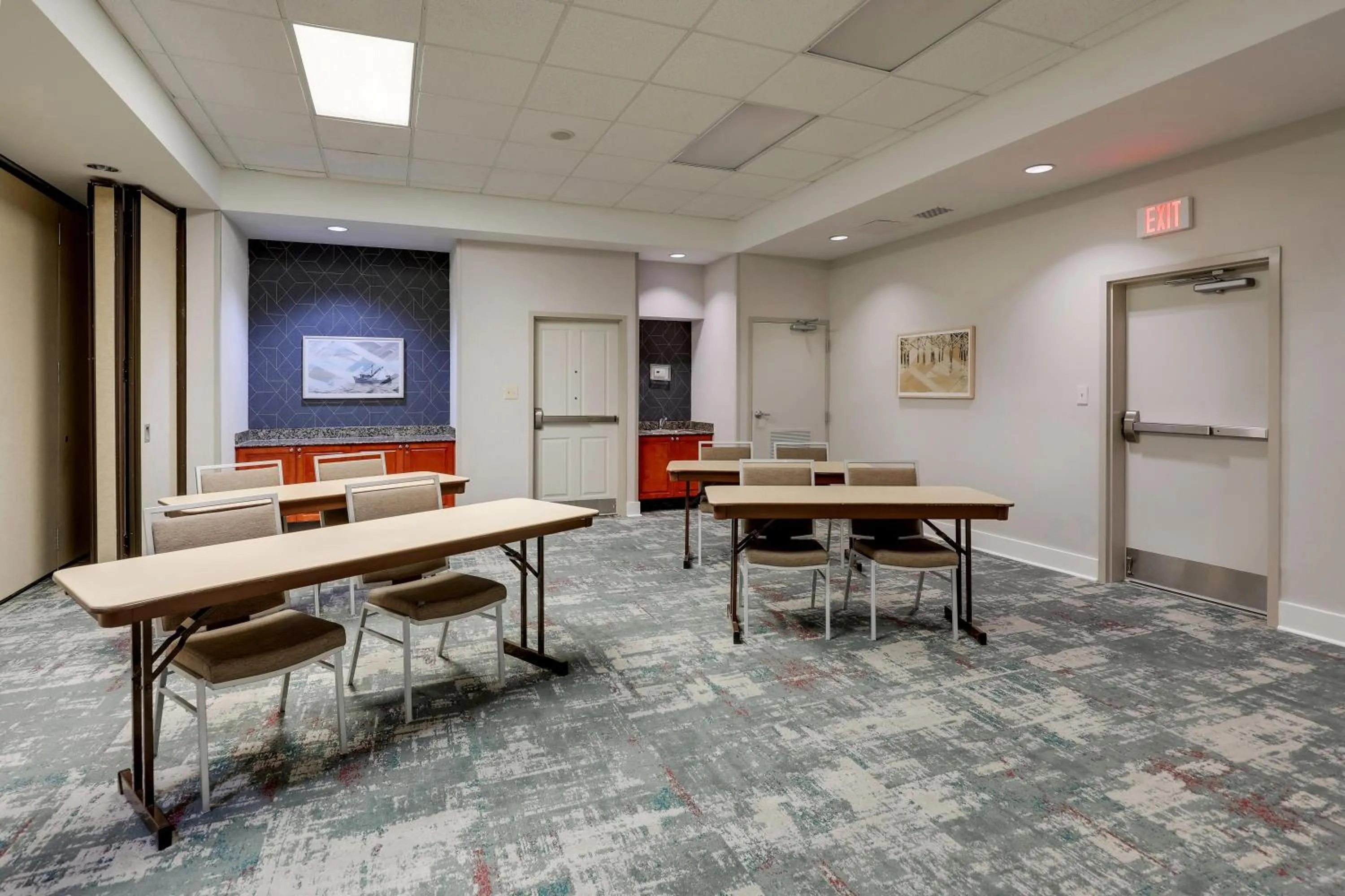 Meeting/conference room in Homewood Suites by Hilton Charleston - Mount Pleasant