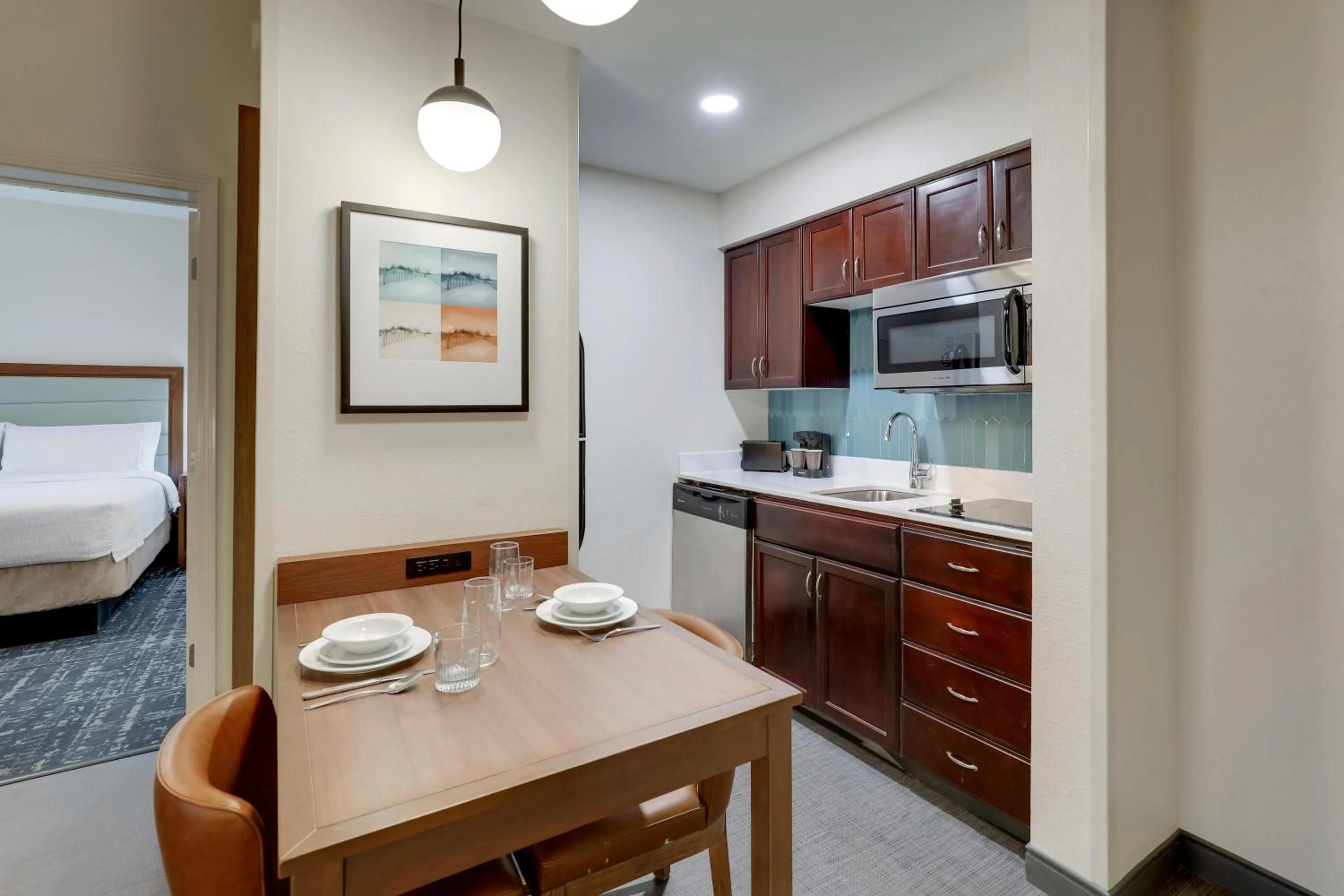 Kitchen or kitchenette, Bed in Homewood Suites by Hilton Charleston - Mount Pleasant