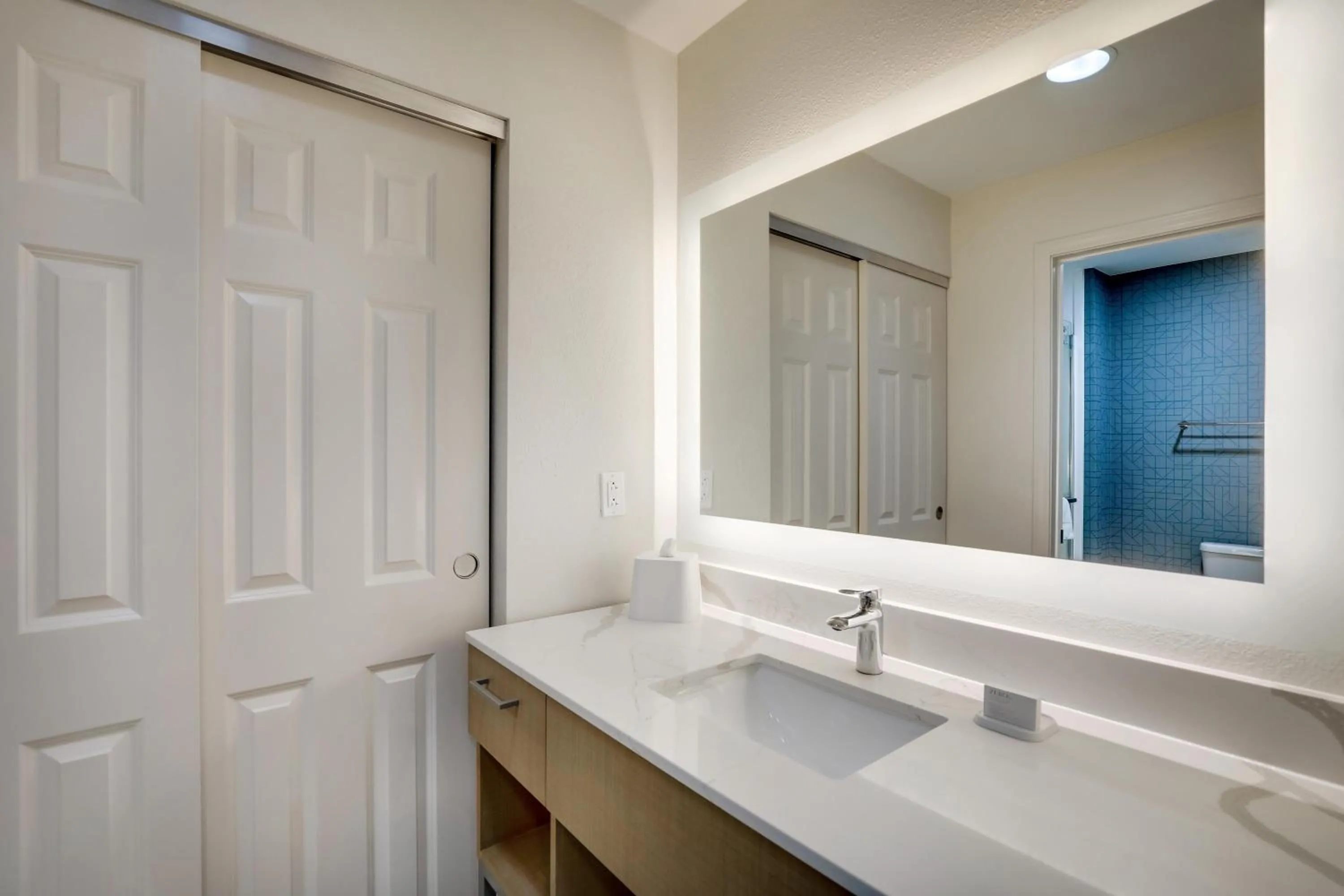 Bathroom in Homewood Suites by Hilton Charleston - Mount Pleasant