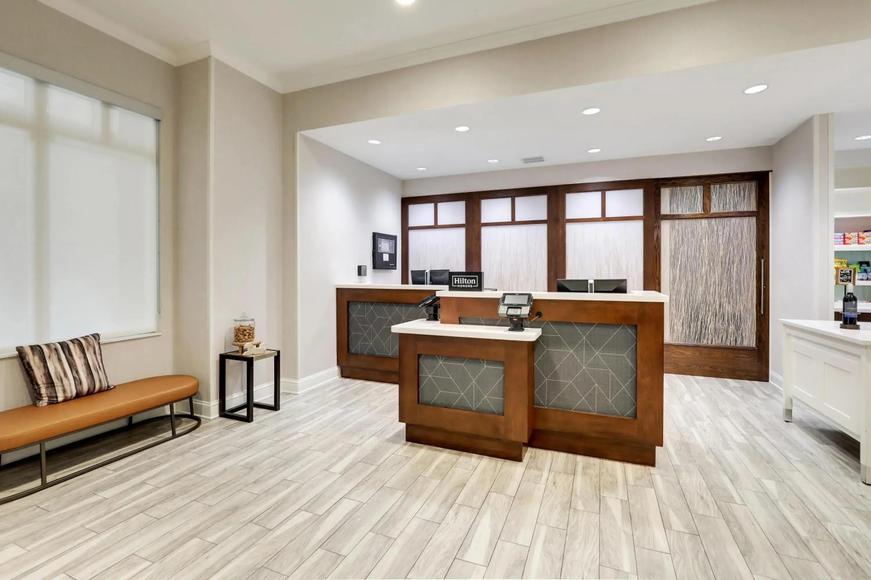 Lobby or reception in Homewood Suites by Hilton Charleston - Mount Pleasant Lobby or reception in Homewood Suites by Hilton Charleston - Mount Pleasant
