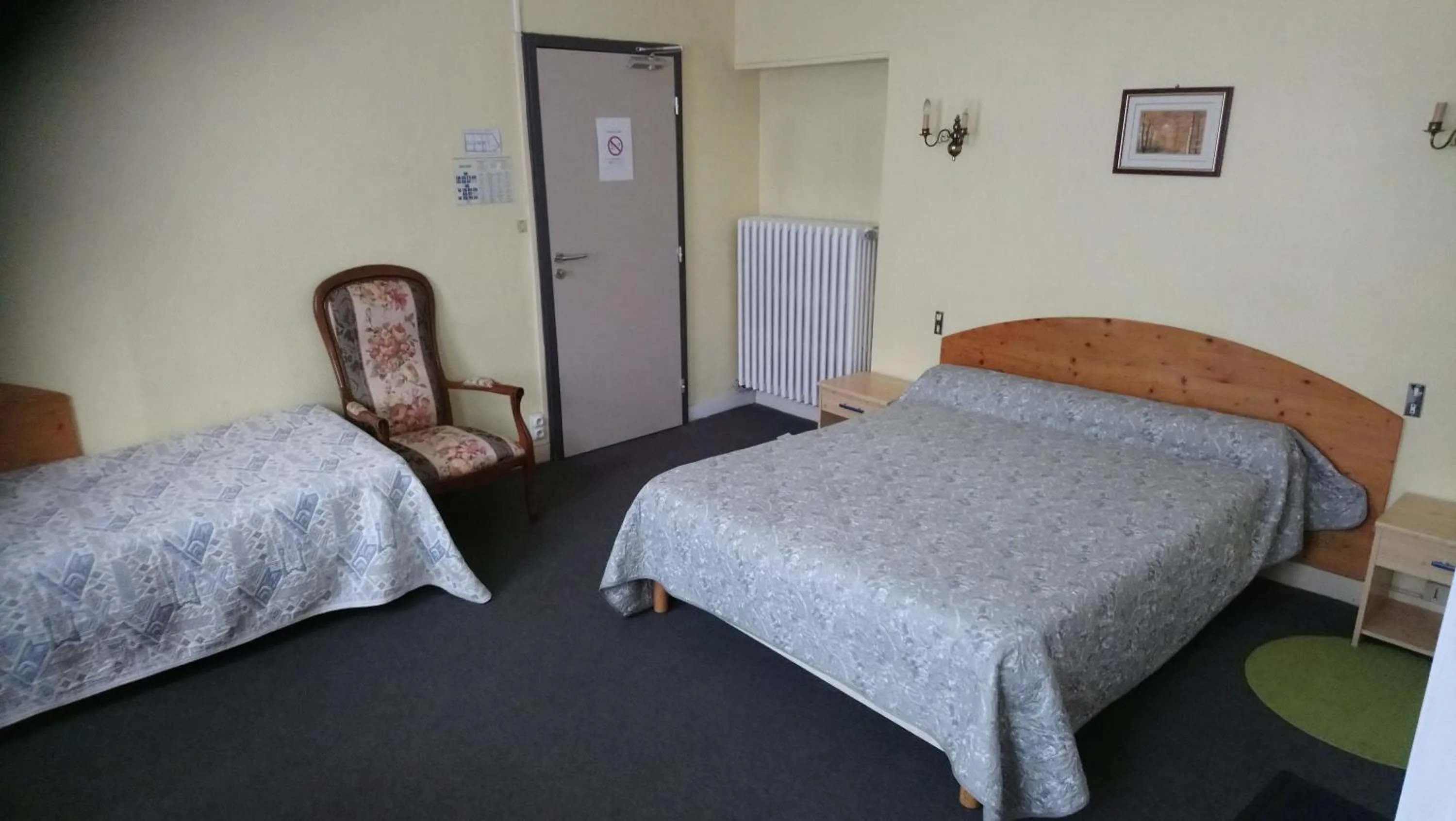 Bed in Hotel de la Poste