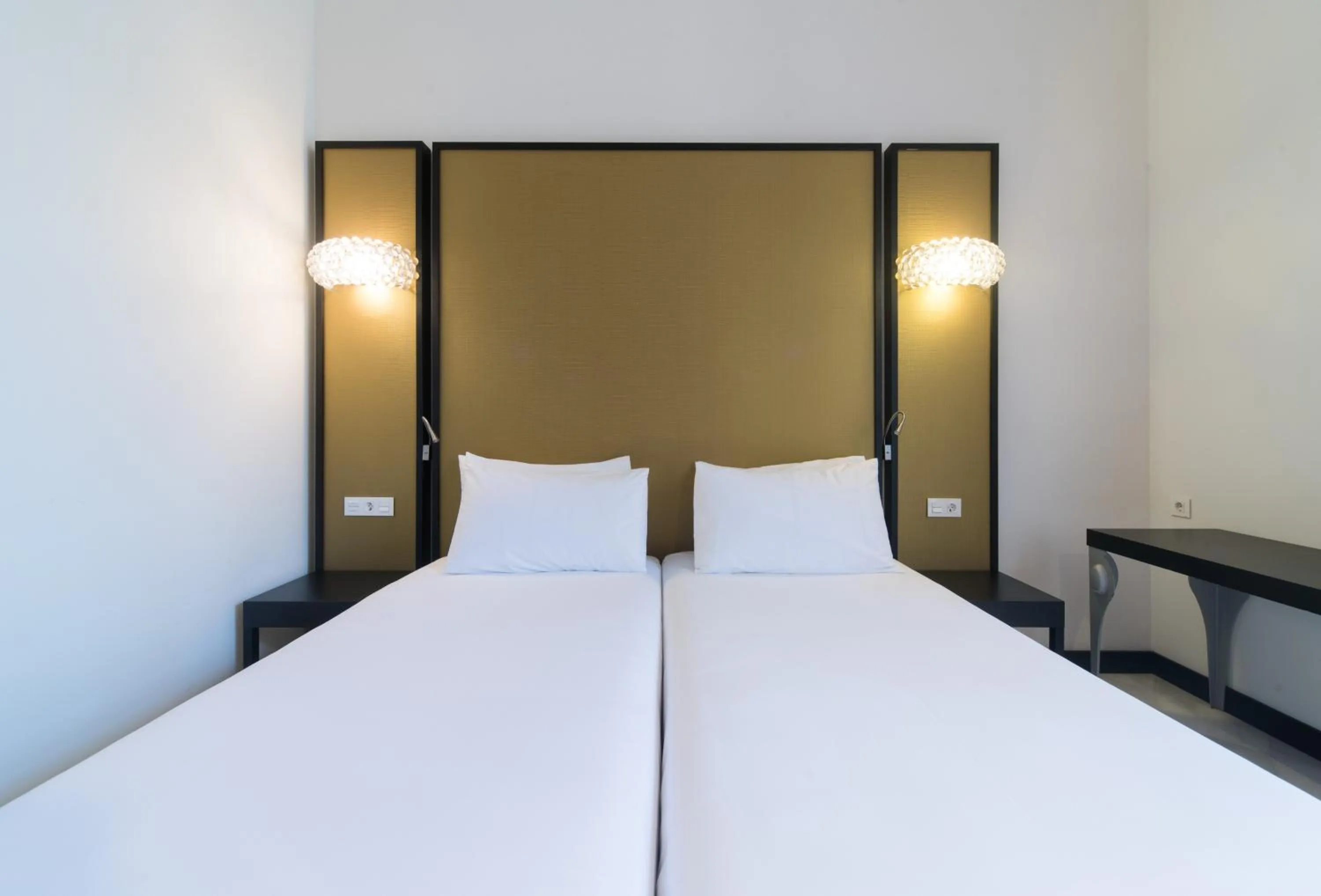 Photo of the whole room, Bed in Hotel Palacio Marqués de Arizón