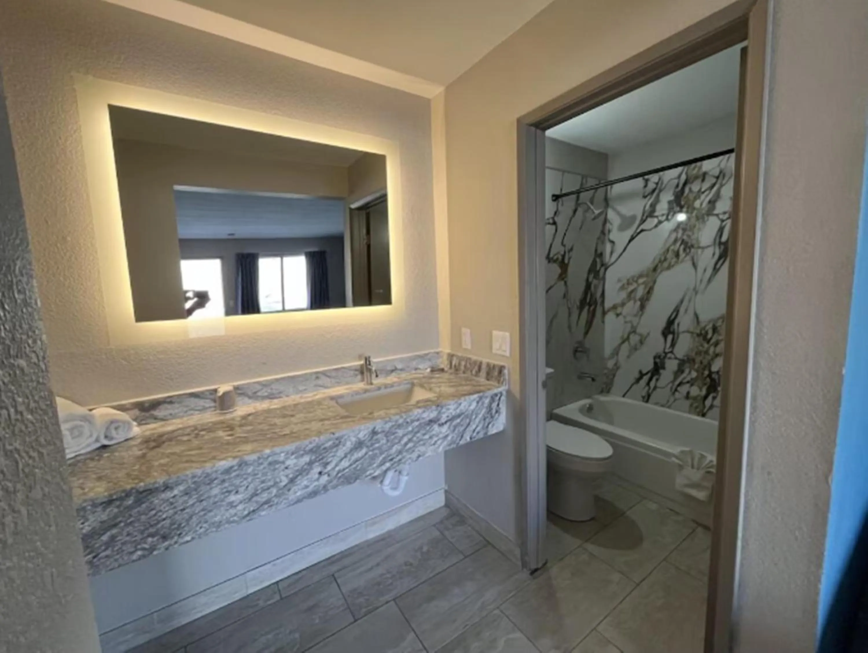 Shower in Days Inn by Wyndham El Paso Airport East