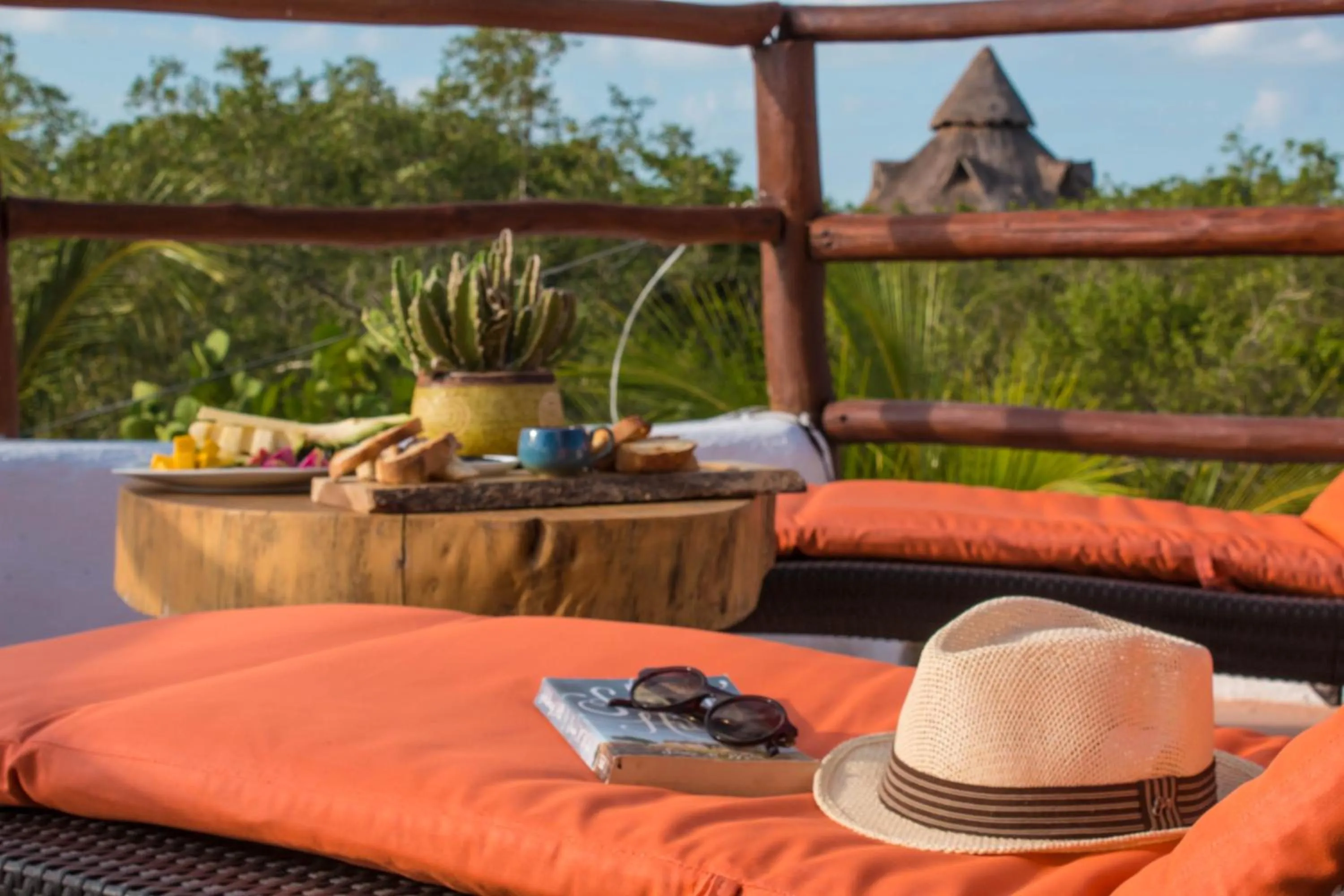 Balcony/Terrace in Villa Los Mangles Boutique Hotel