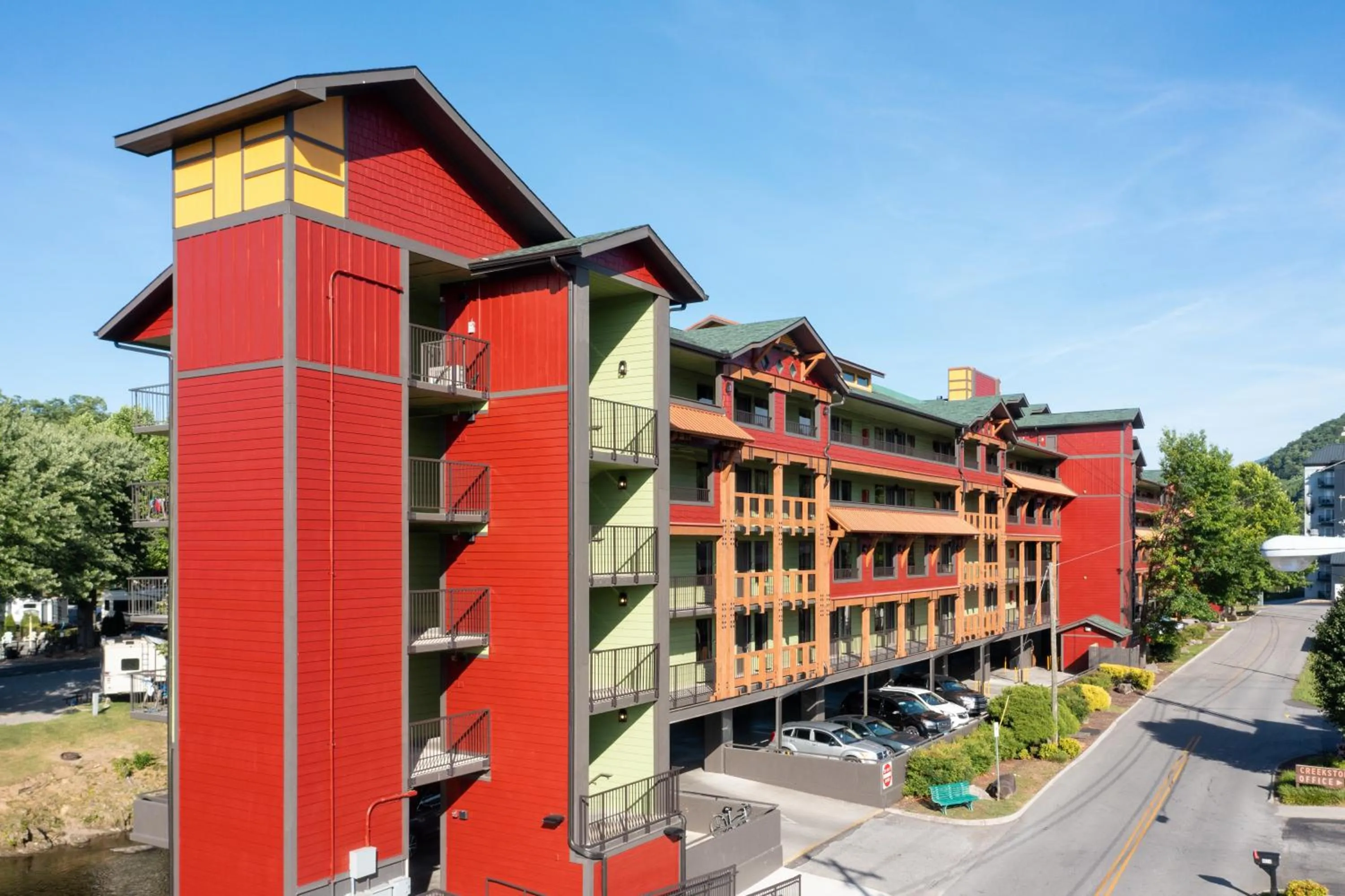 Property building in Creekstone Inn