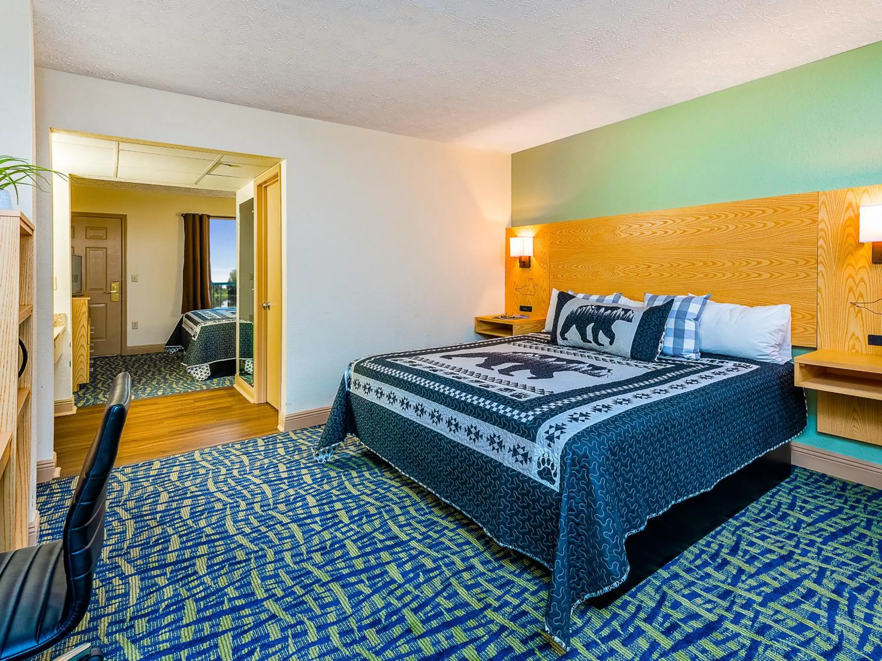 Bedroom, Bed in Creekstone Inn Bedroom, Bed in Creekstone Inn