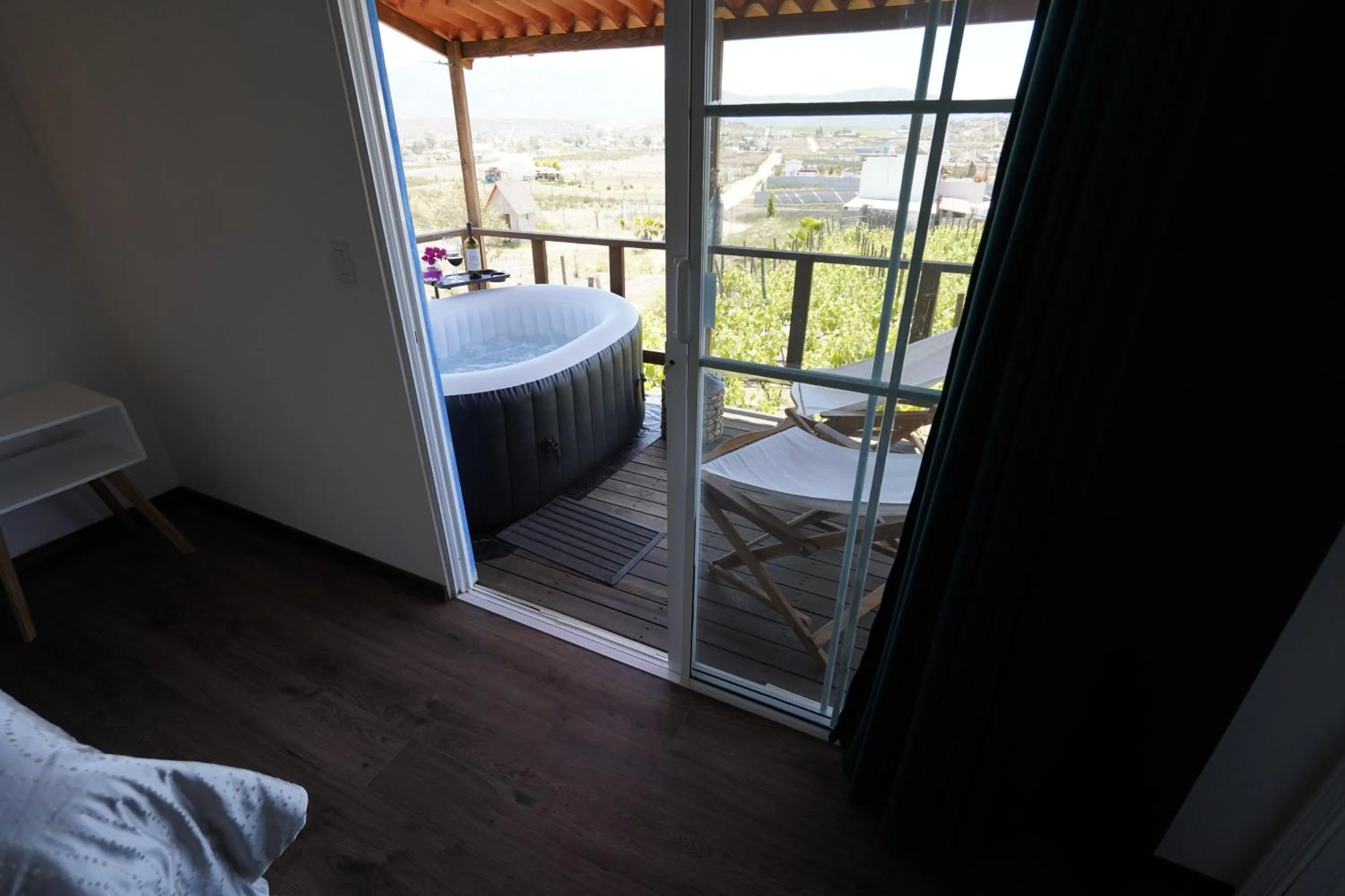 Property building, Bed in Santerra, Valle de Guadalupe