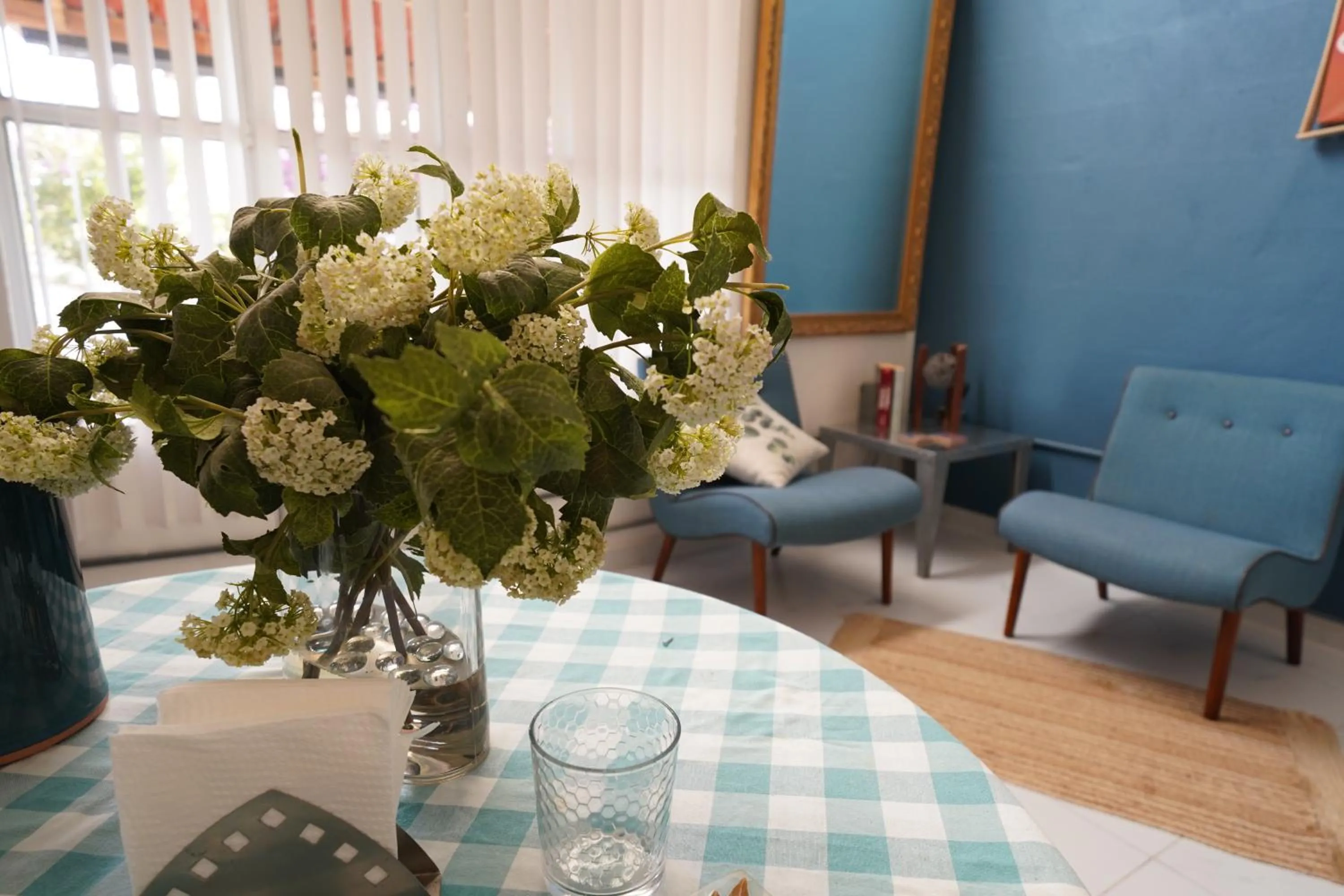 Dining area in Santerra, Valle de Guadalupe