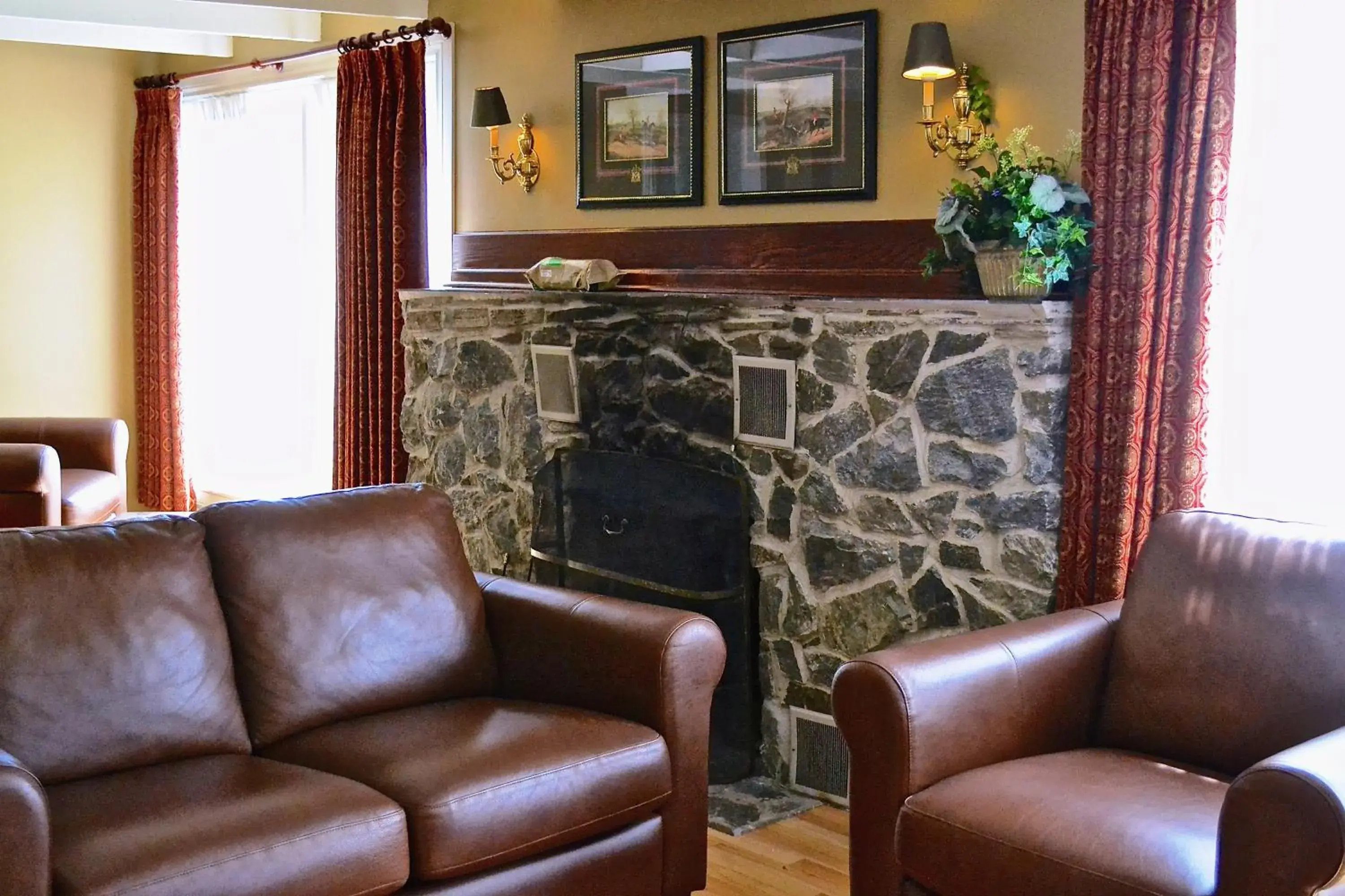 Communal lounge/ TV room in Inverary Resort Communal lounge/ TV room in Inverary Resort