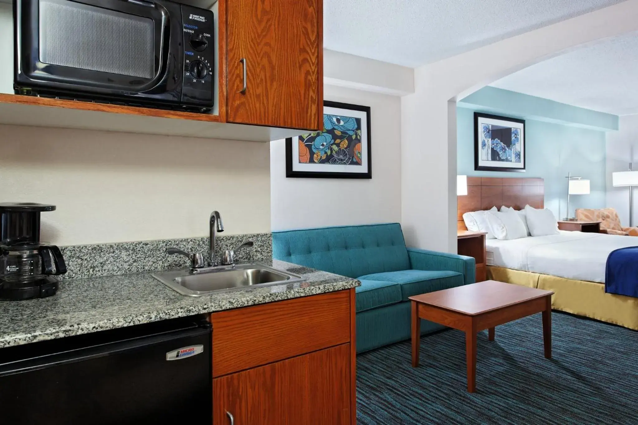 Photo of the whole room in Holiday Inn Express Richmond-Brandermill-Hull Street by IHG Photo of the whole room in Holiday Inn Express Richmond-Brandermill-Hull Street by IHG