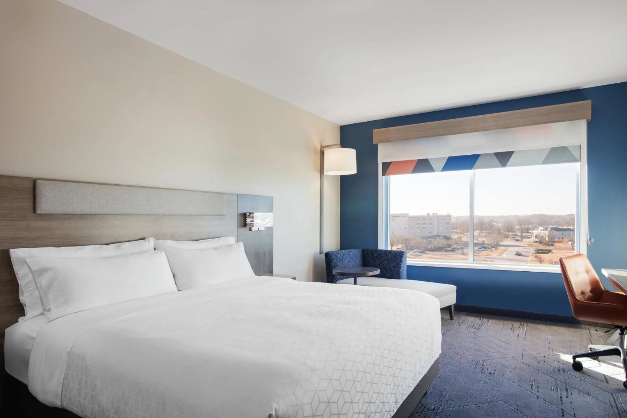 Photo of the whole room, Bed in Holiday Inn Express Richmond-Brandermill-Hull Street by IHG