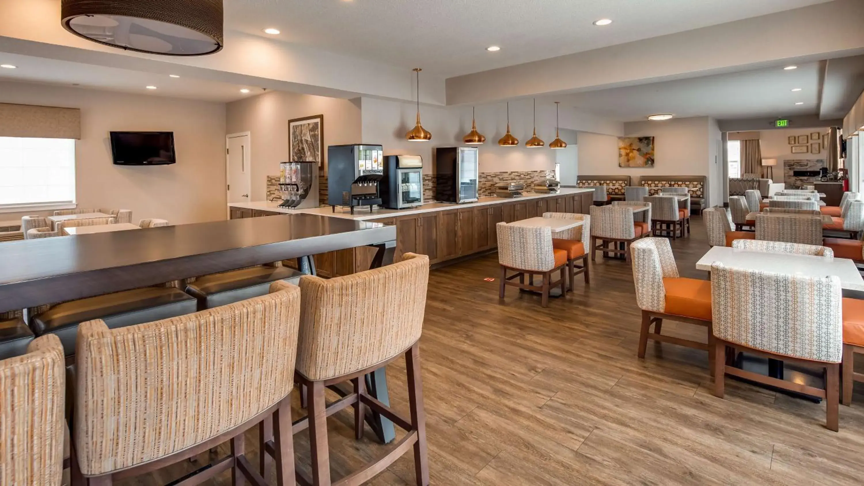 Restaurant/places to eat in Best Western Plus Bayshore Inn Restaurant/places to eat in Best Western Plus Bayshore Inn