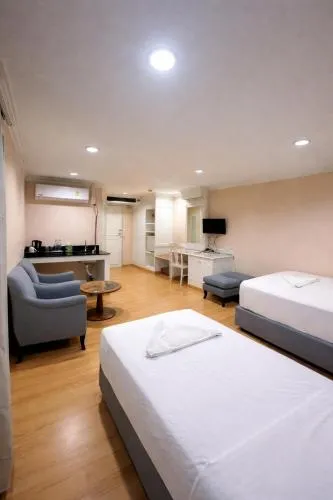 Royal Garden Home Hotel