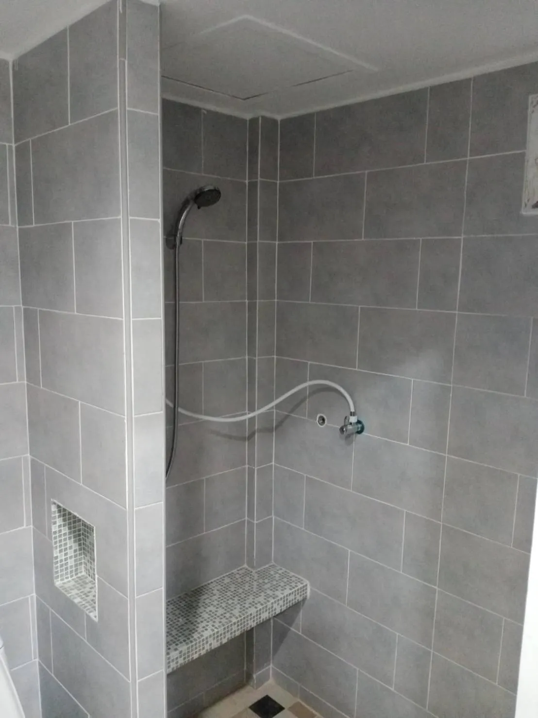 Bathroom in Royal Garden Home Hotel