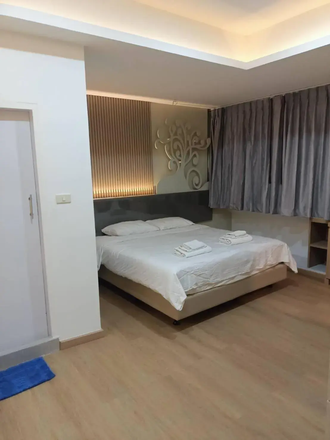 Three-Bedroom Suite in Royal Garden Home Hotel Three-Bedroom Suite in Royal Garden Home Hotel
