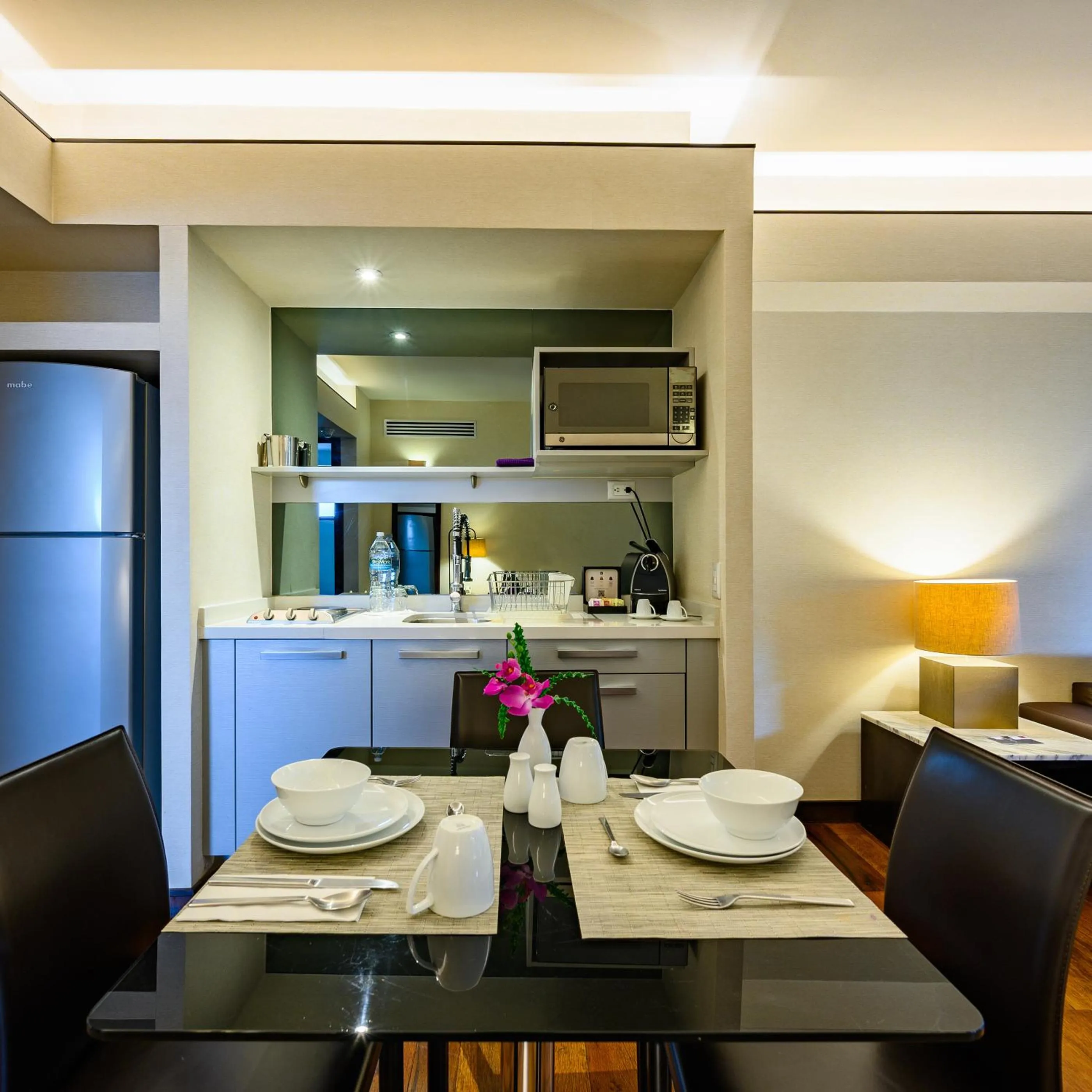 Dining area in Las Suites Campos Eliseos