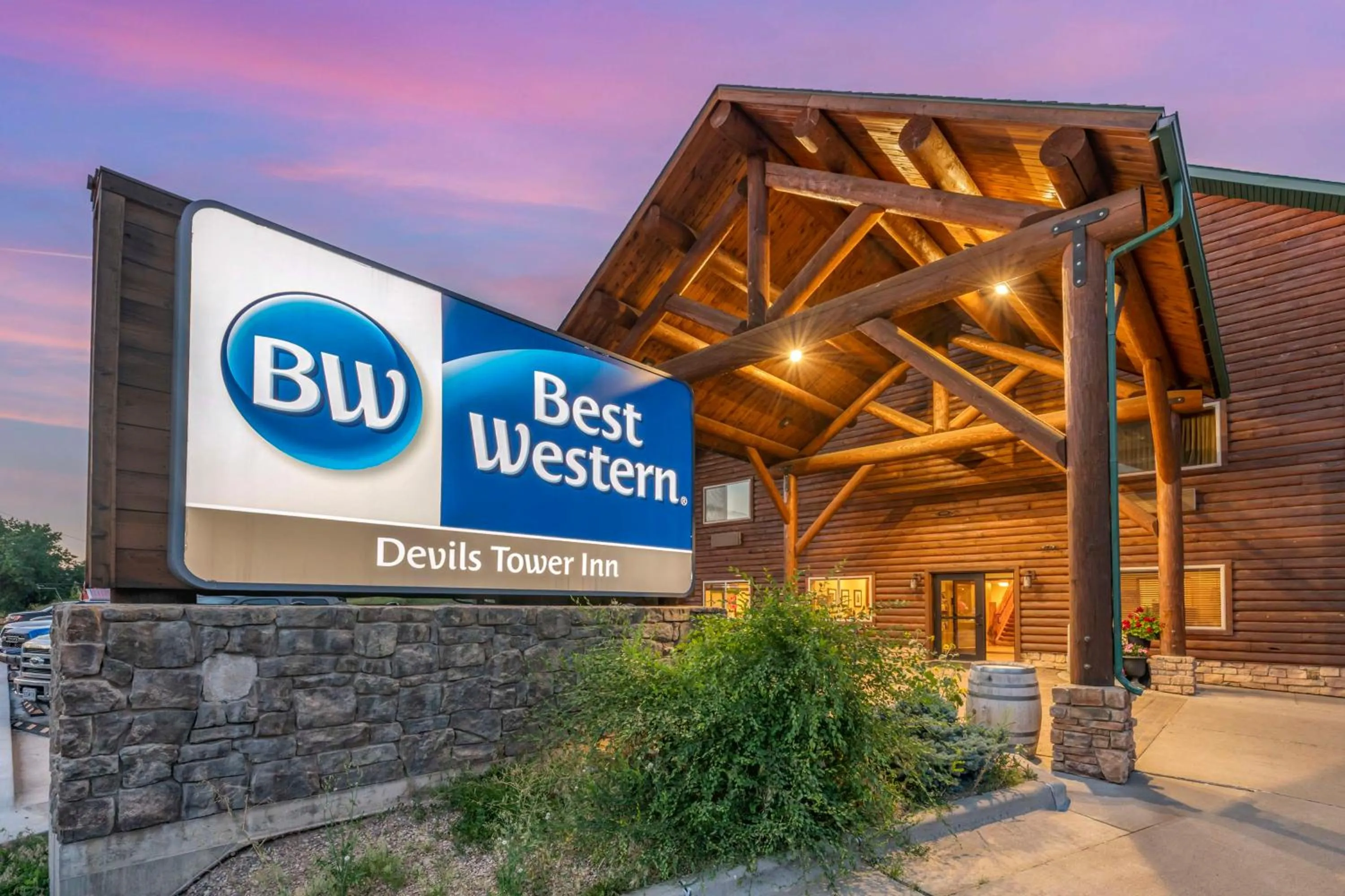 Property building in Best Western Devils Tower Inn