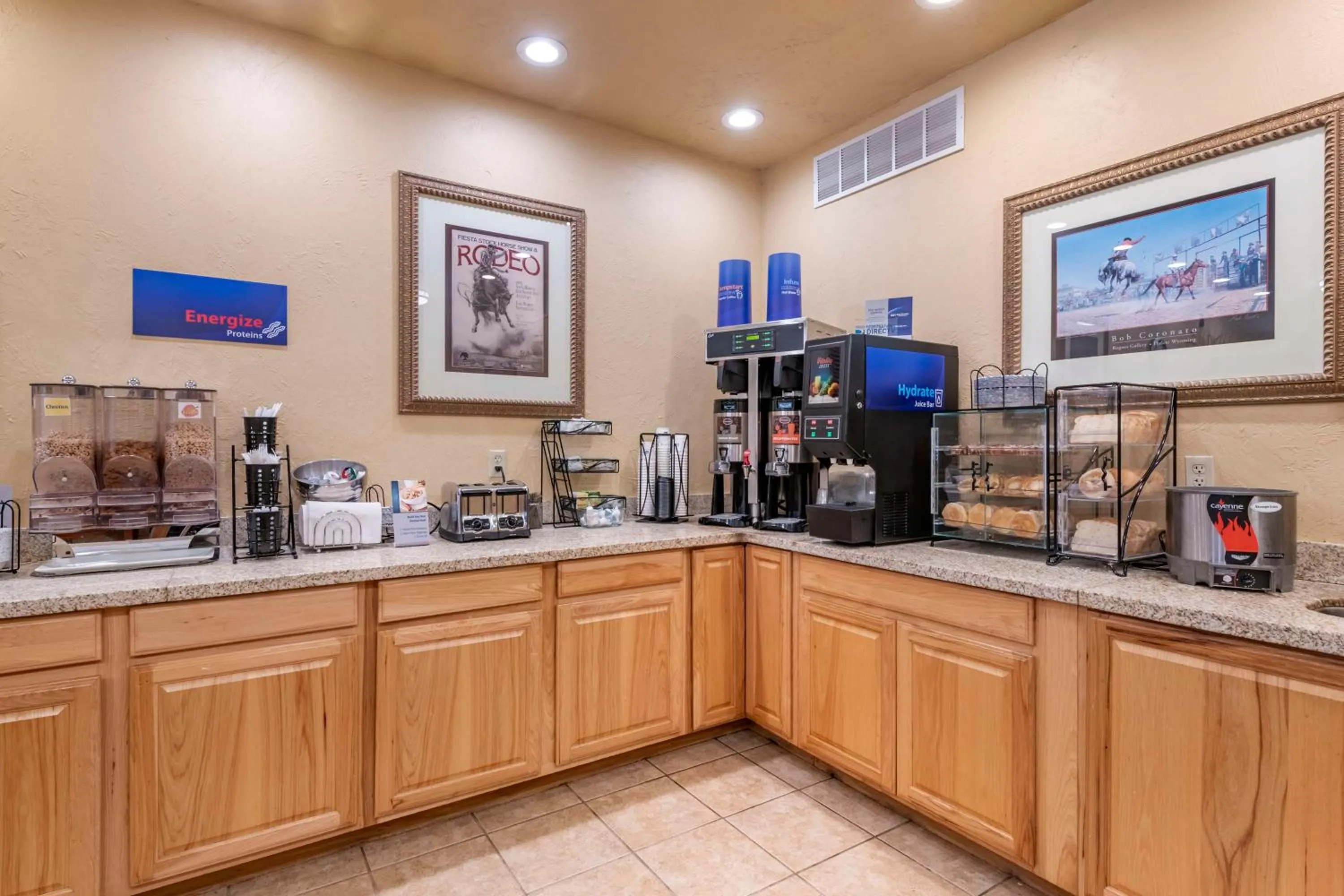 Breakfast in Best Western Devils Tower Inn