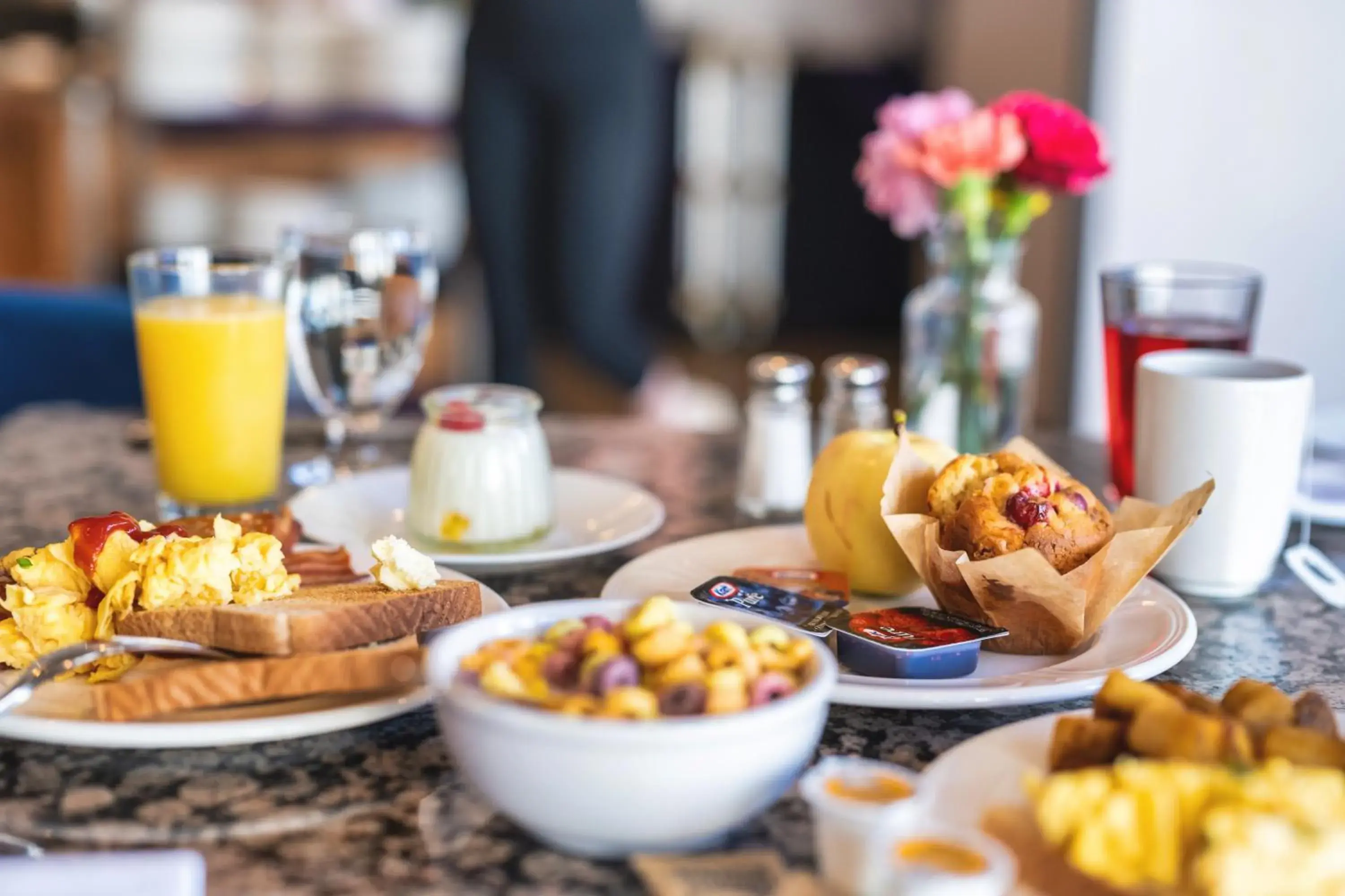 Breakfast in Coast Discovery Inn Breakfast in Coast Discovery Inn
