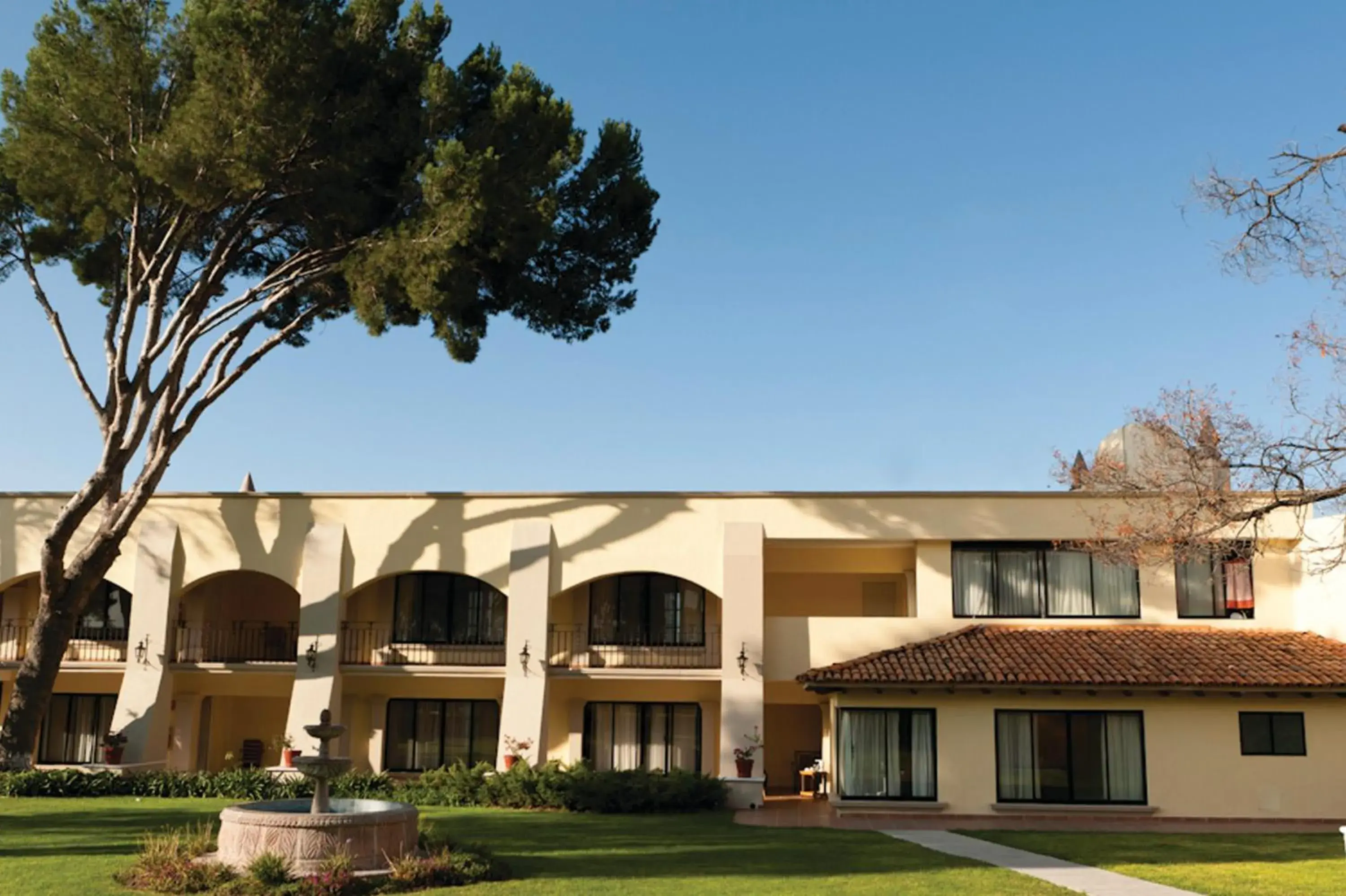 Property building in Mision San Miguel de Allende Property building in Mision San Miguel de Allende