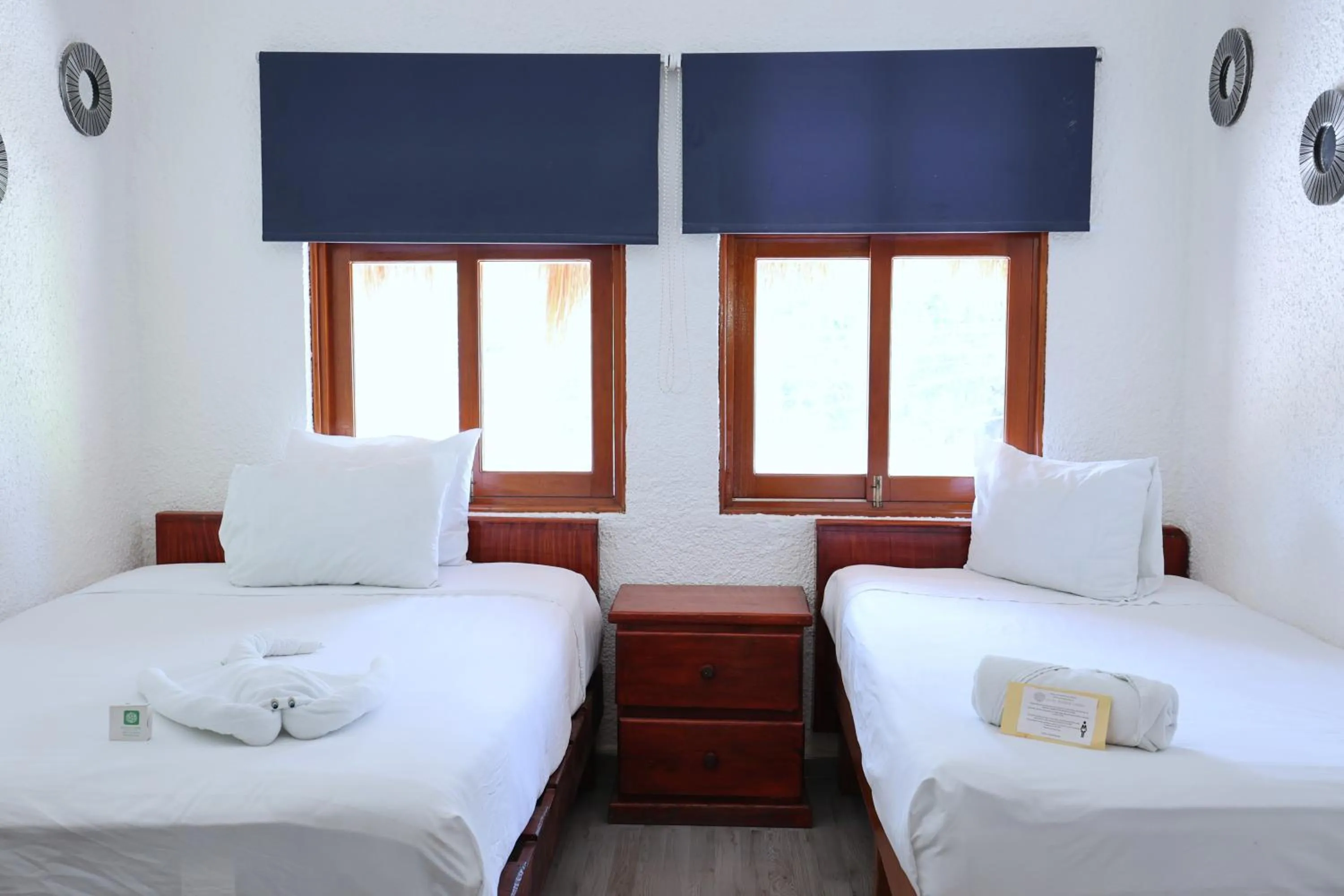 Bedroom, Bed in Hotel Bosque Caribe, 5th Av. zone