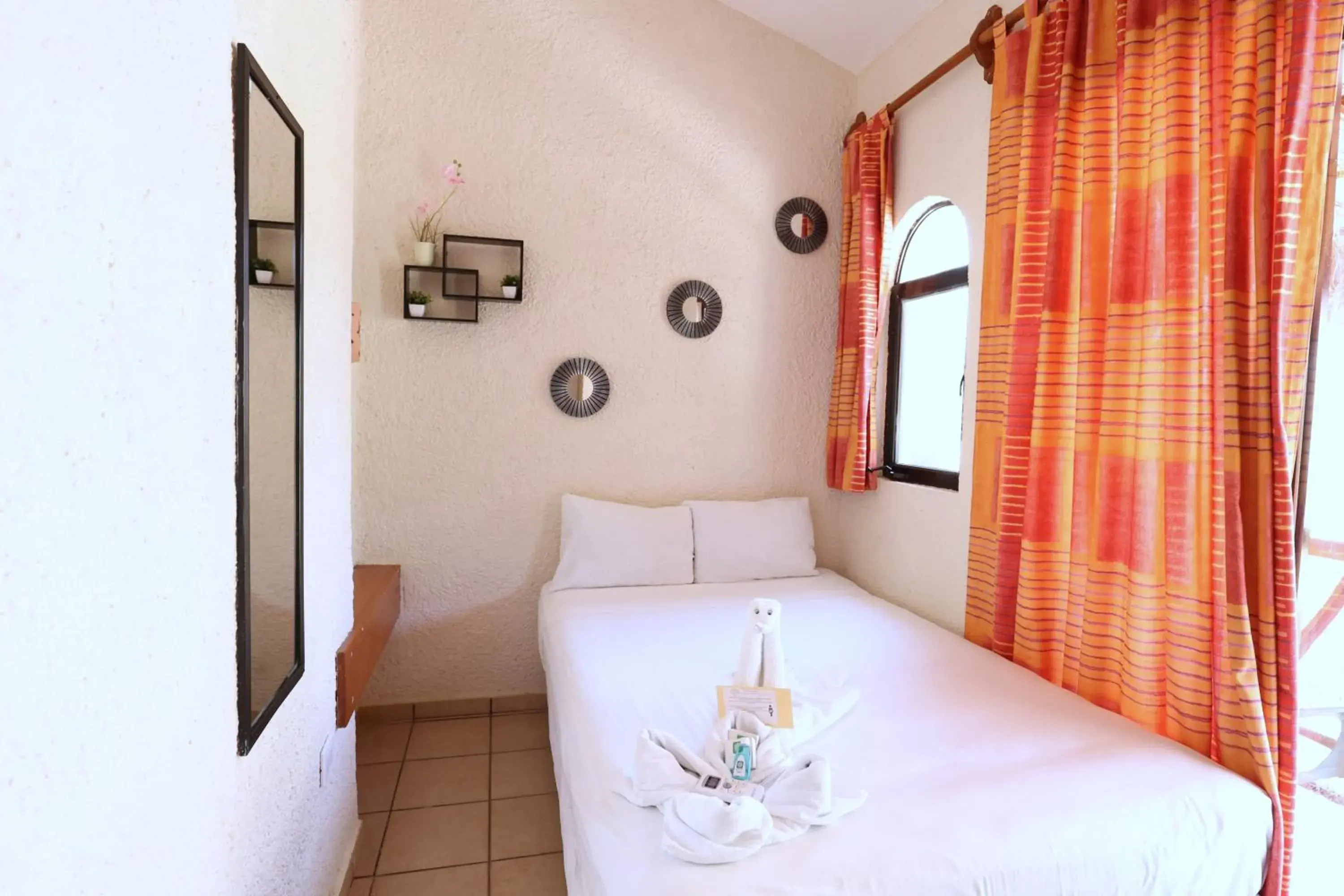 Bed in Hotel Bosque Caribe, 5th Av. zone Bed in Hotel Bosque Caribe, 5th Av. zone