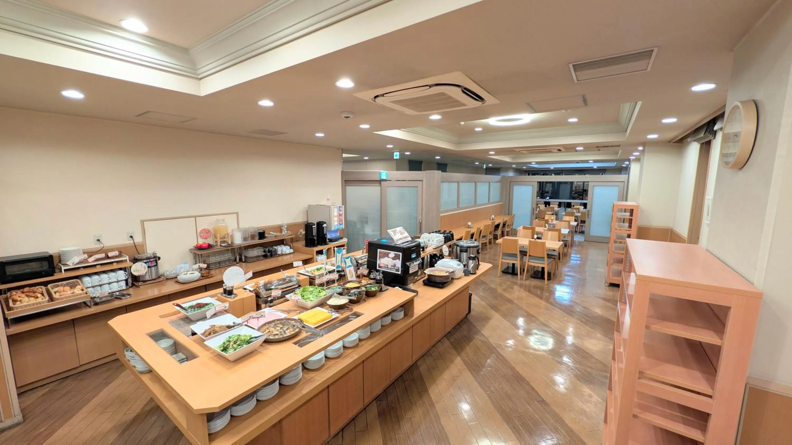 Restaurant/places to eat in Hotel Route-Inn Aomori Ekimae