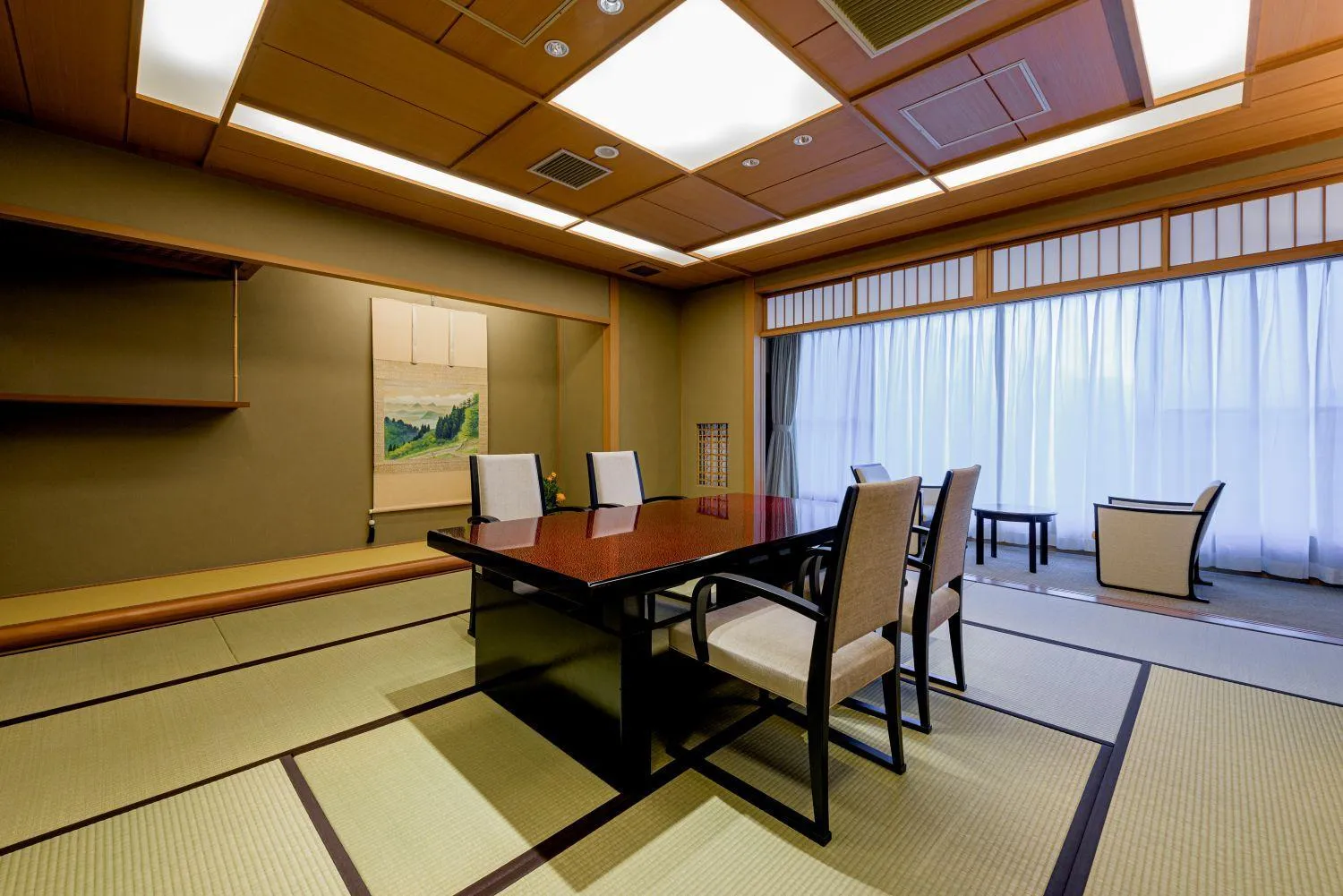 Dining area in Kinzan