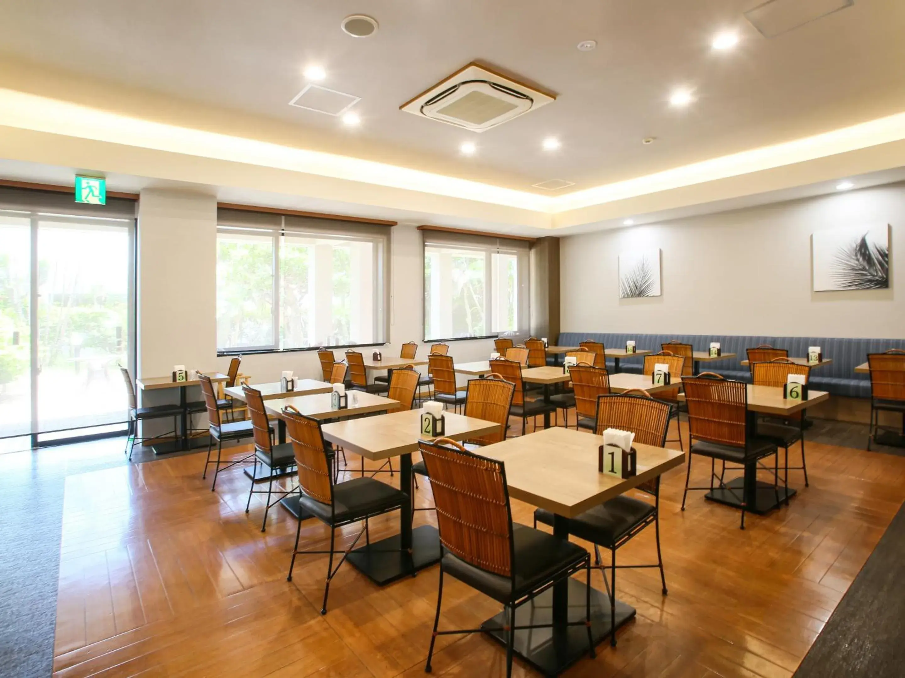 Restaurant/places to eat in Route Inn Grantia Ishigaki Restaurant/places to eat in Route Inn Grantia Ishigaki