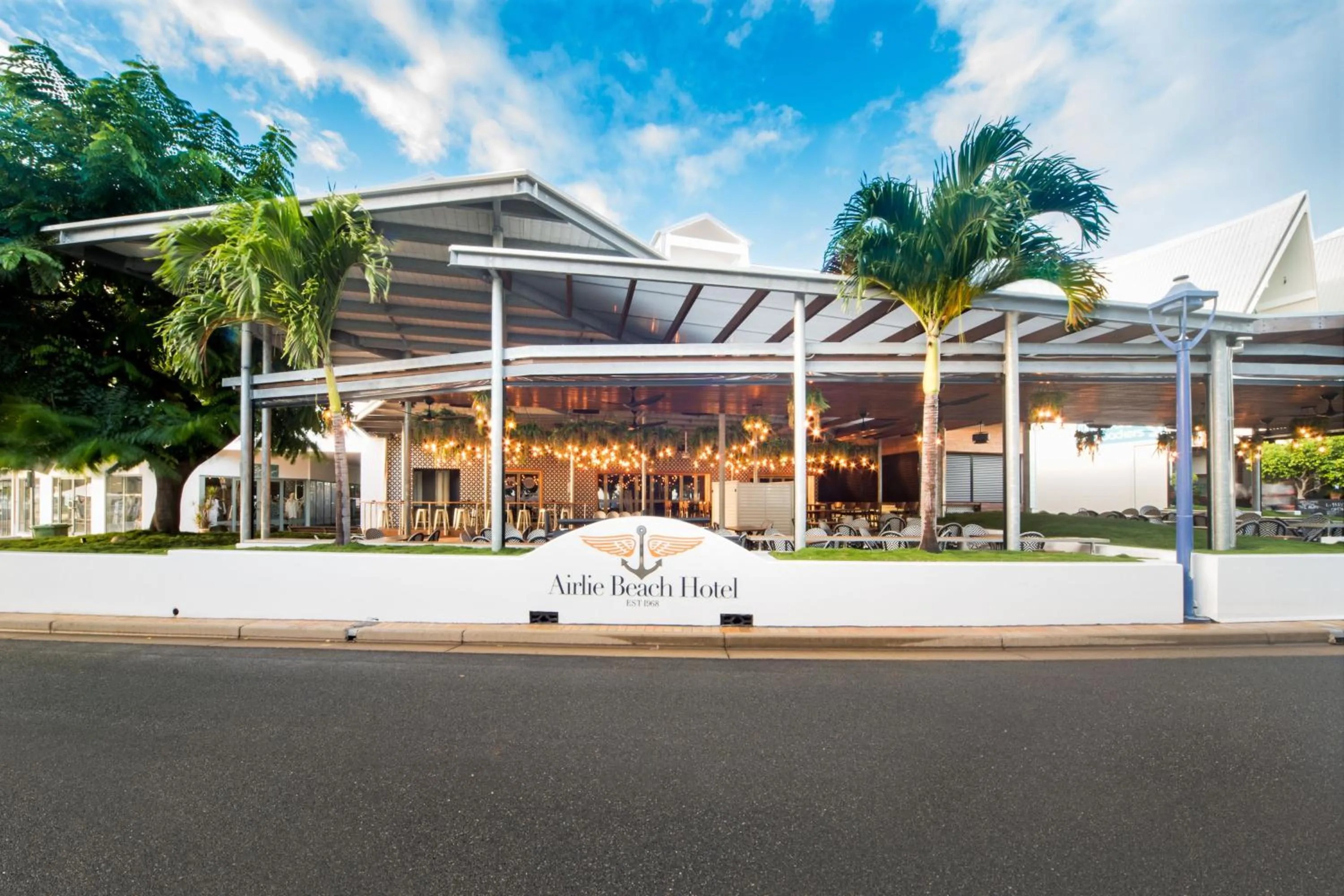 Property building in Airlie Beach Hotel