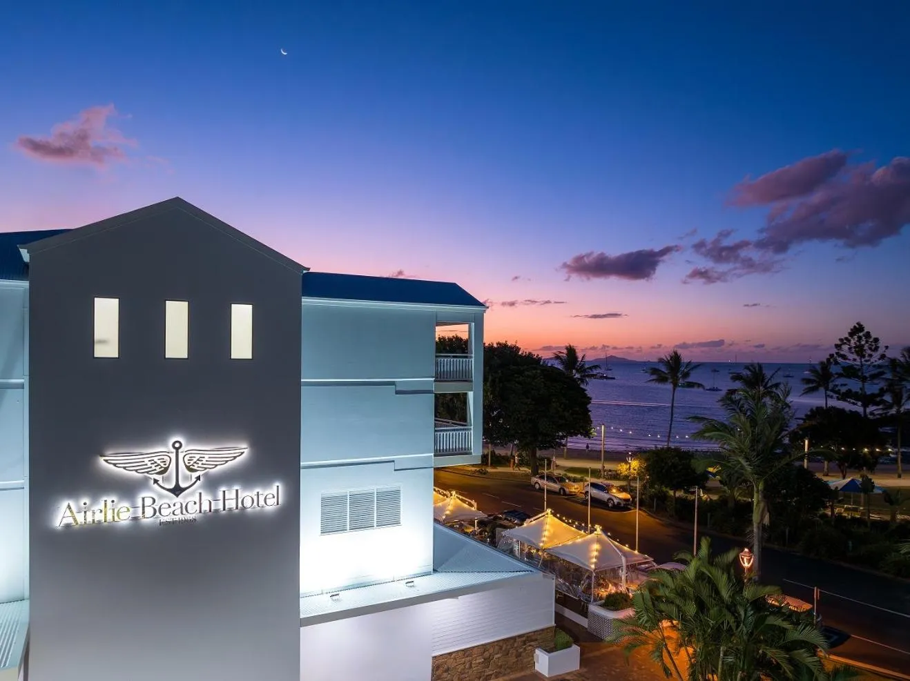 Property building in Airlie Beach Hotel