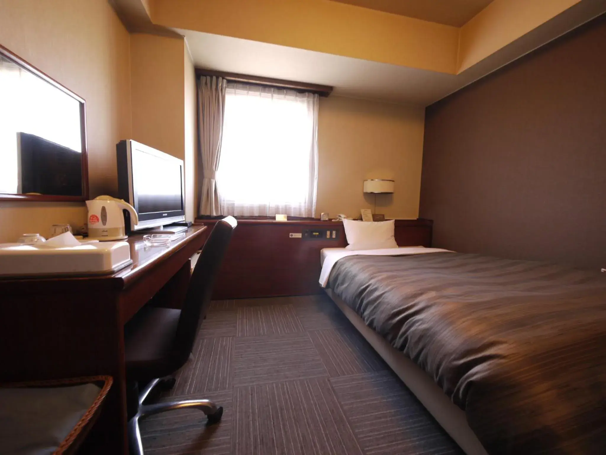 Bed in Hotel Route Inn Nagano1