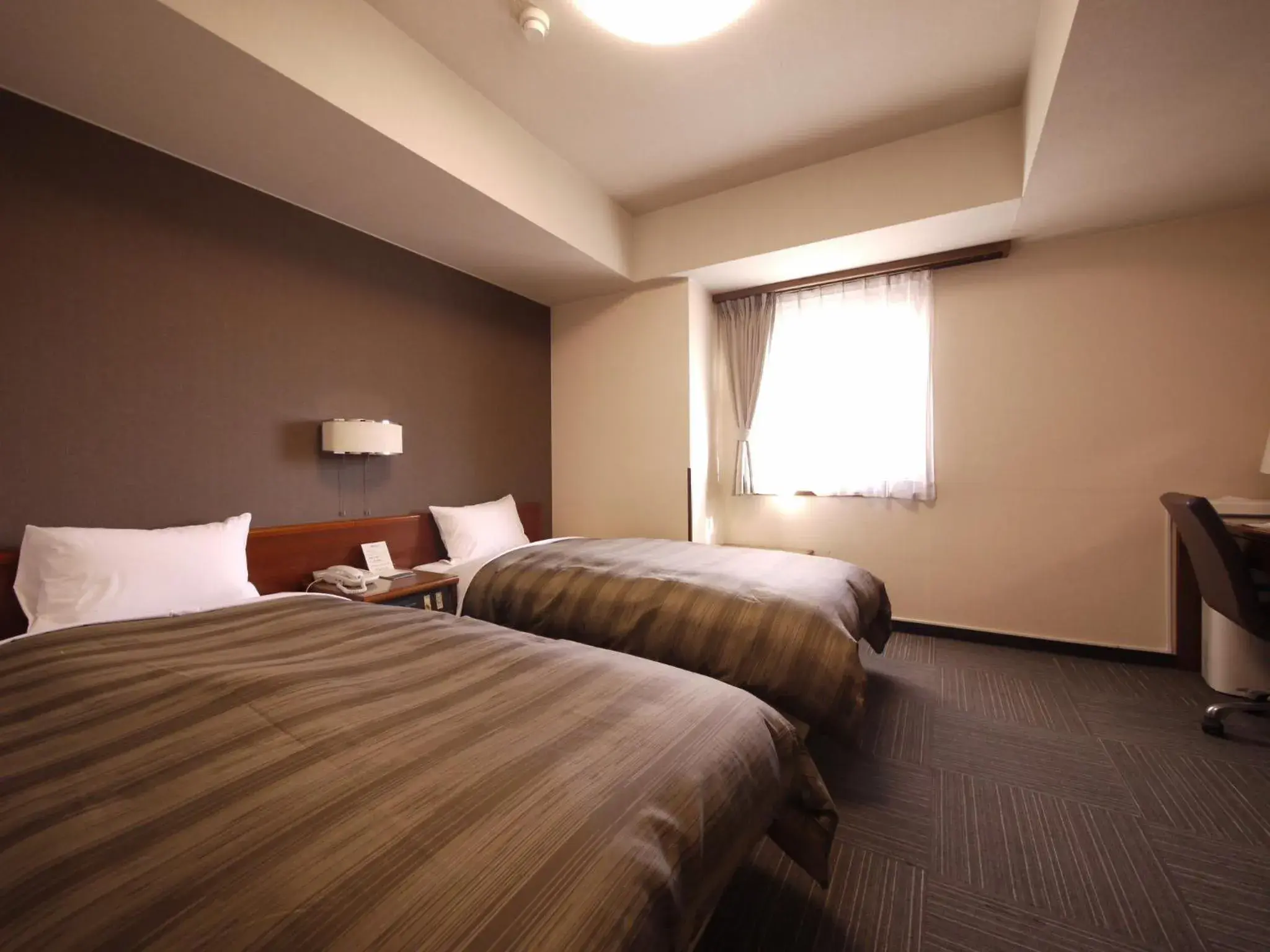 Bed in Hotel Route Inn Nagano1