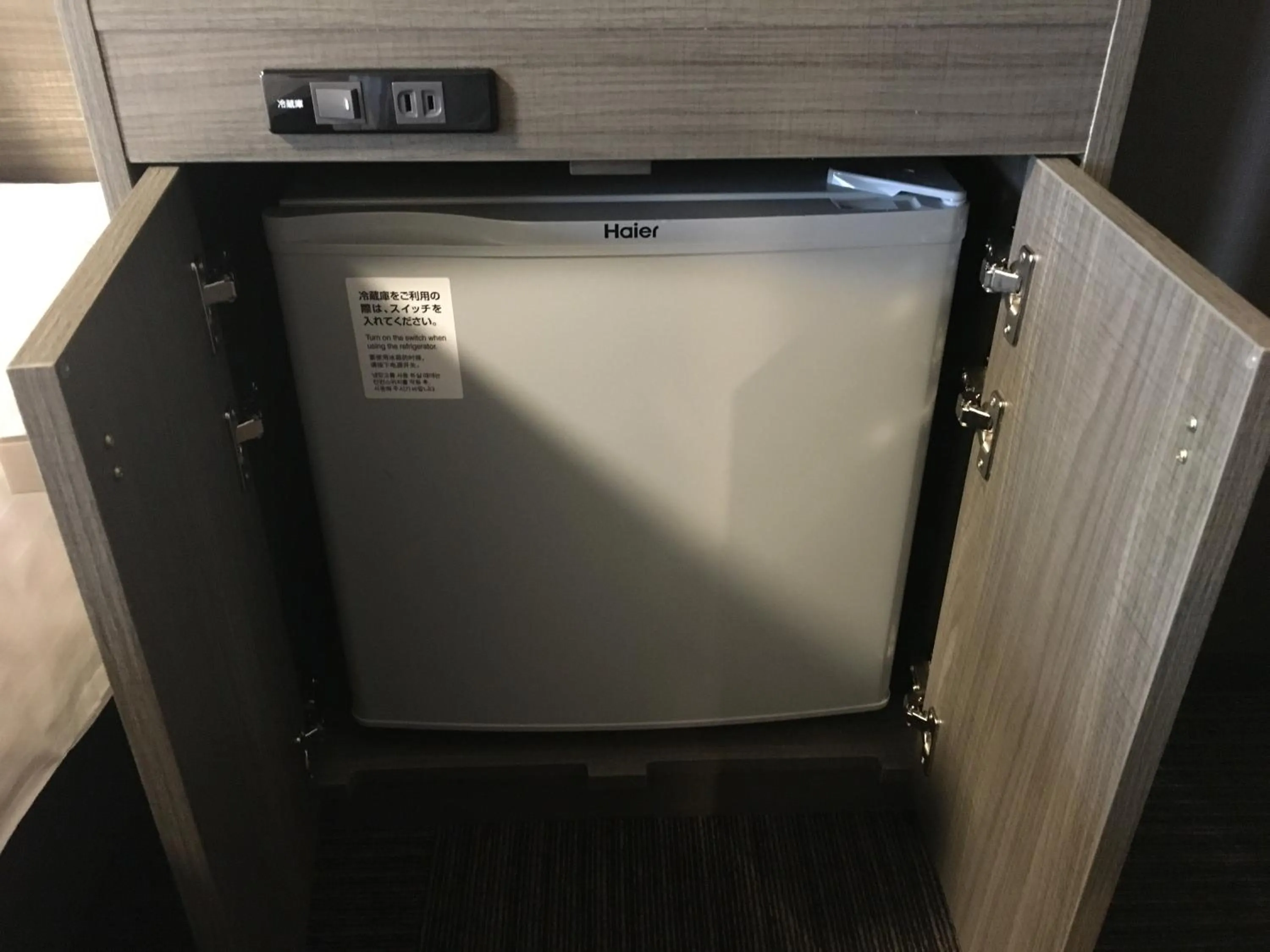 Decorative detail in Hotel Route-Inn Grand Tokyo Toyocho