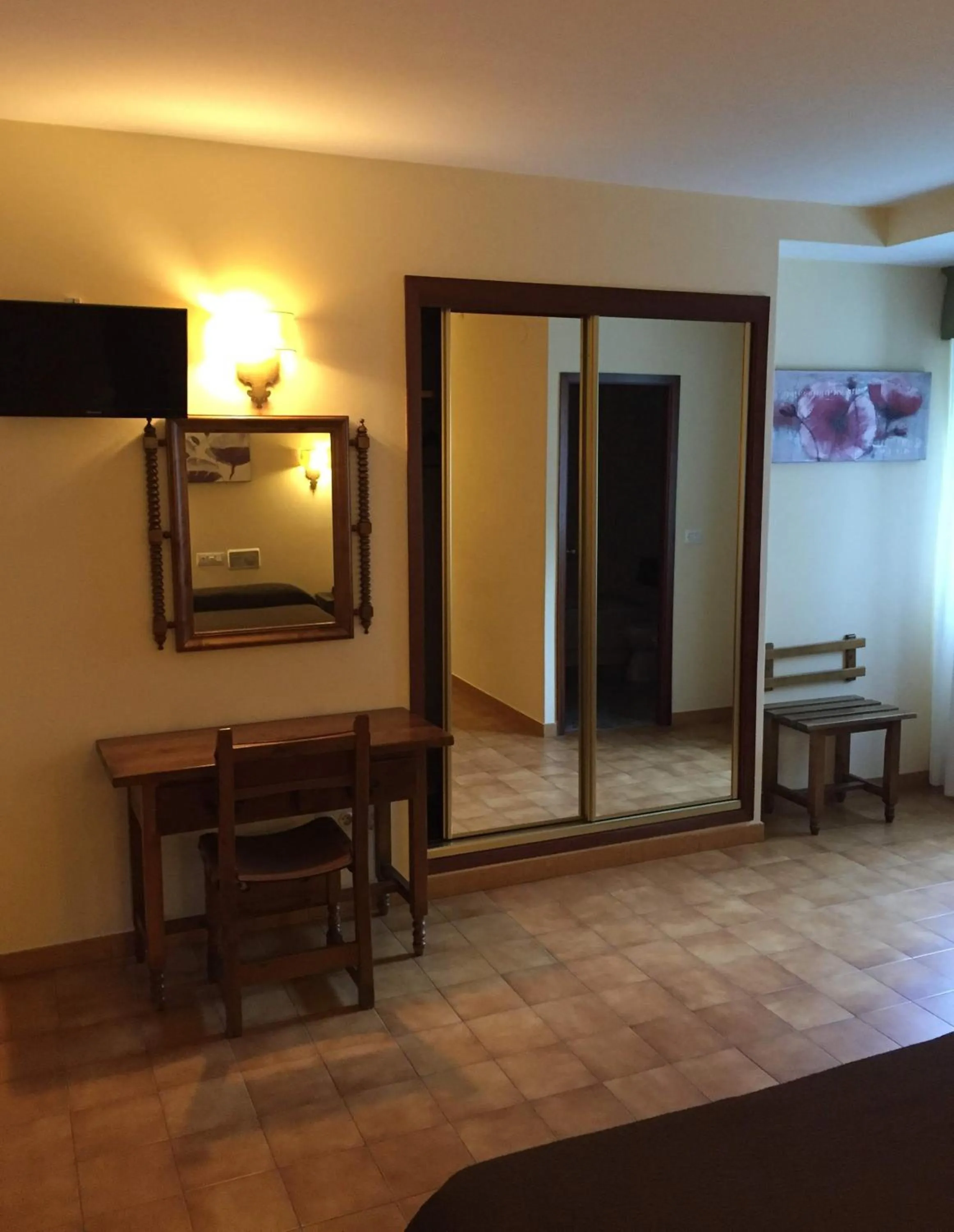 Bed in Hotel Nuevo Cachalote