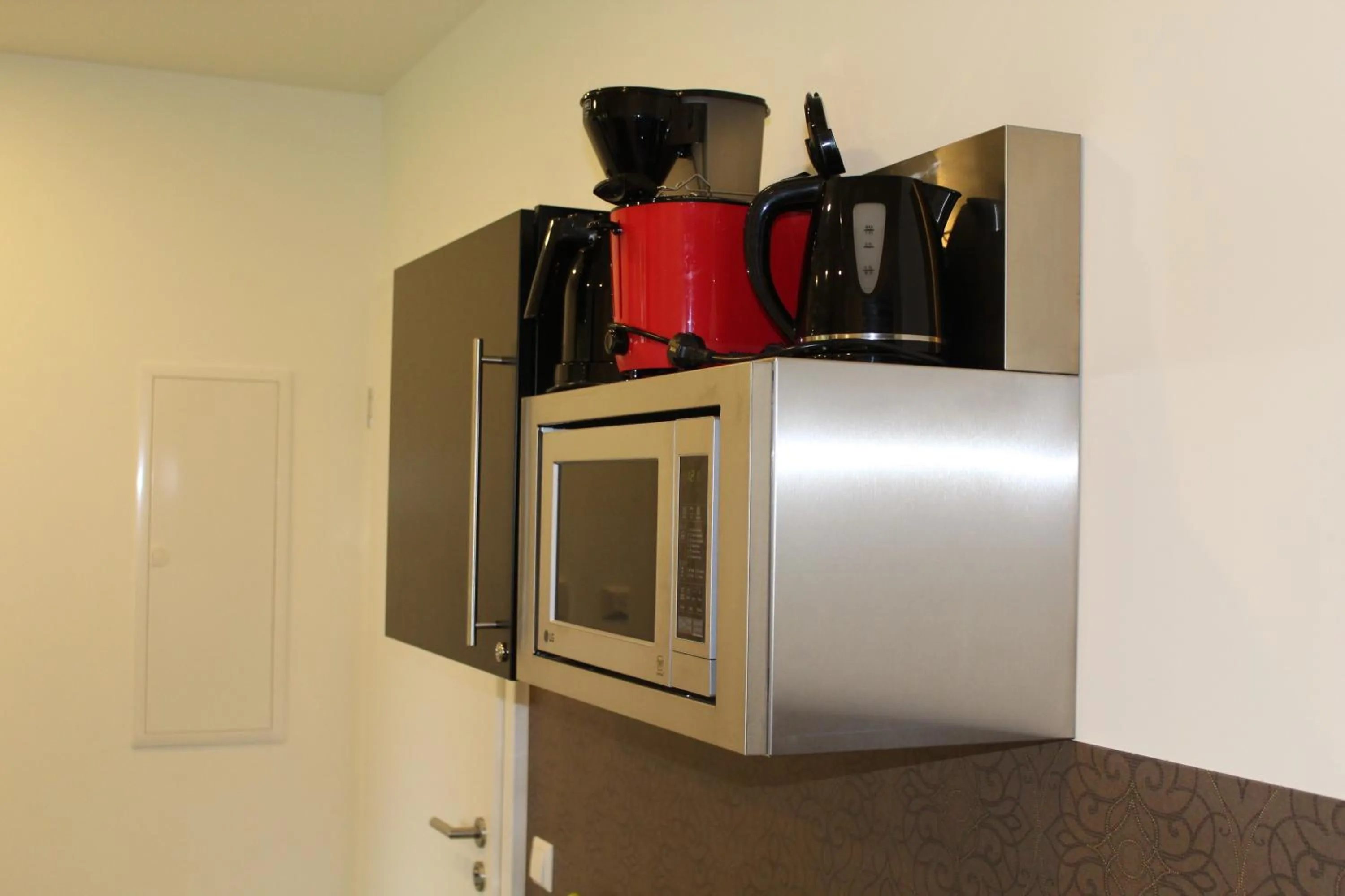 Coffee/tea facilities in Waldhotel Rainau