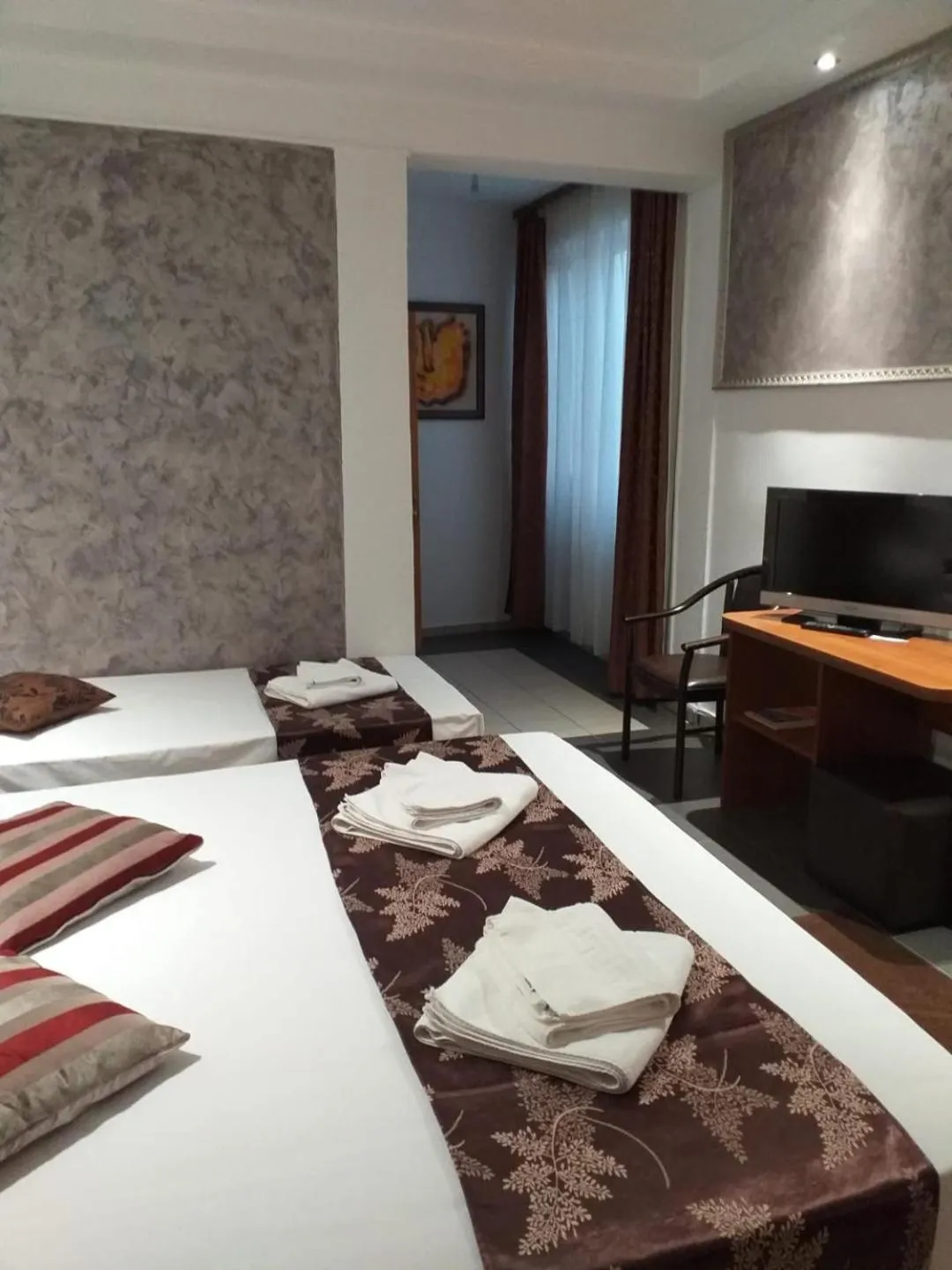 Bed in Hotel Tranzzit