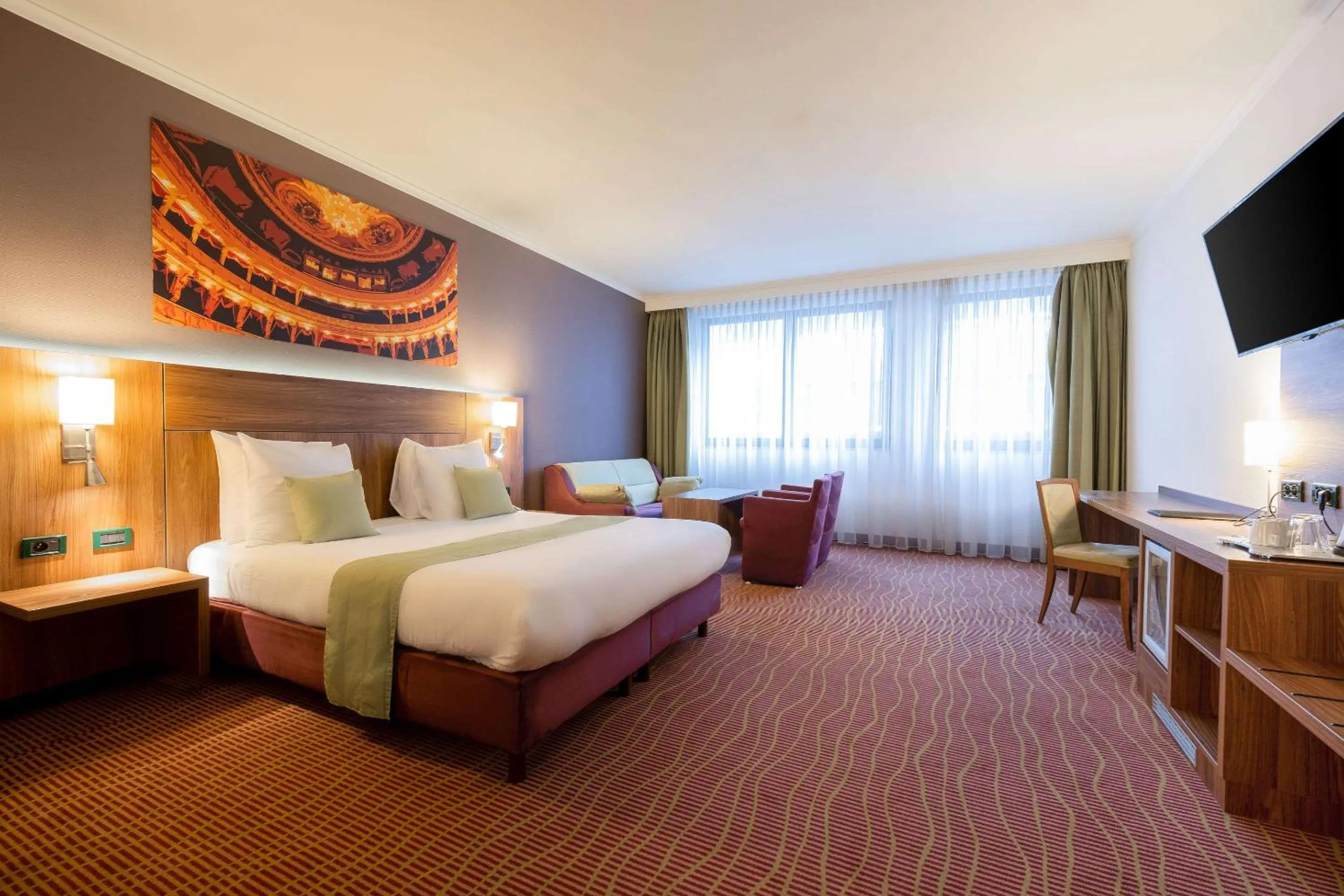 Photo of the whole room, Bed in Hotel Opera Antwerpen Centrum